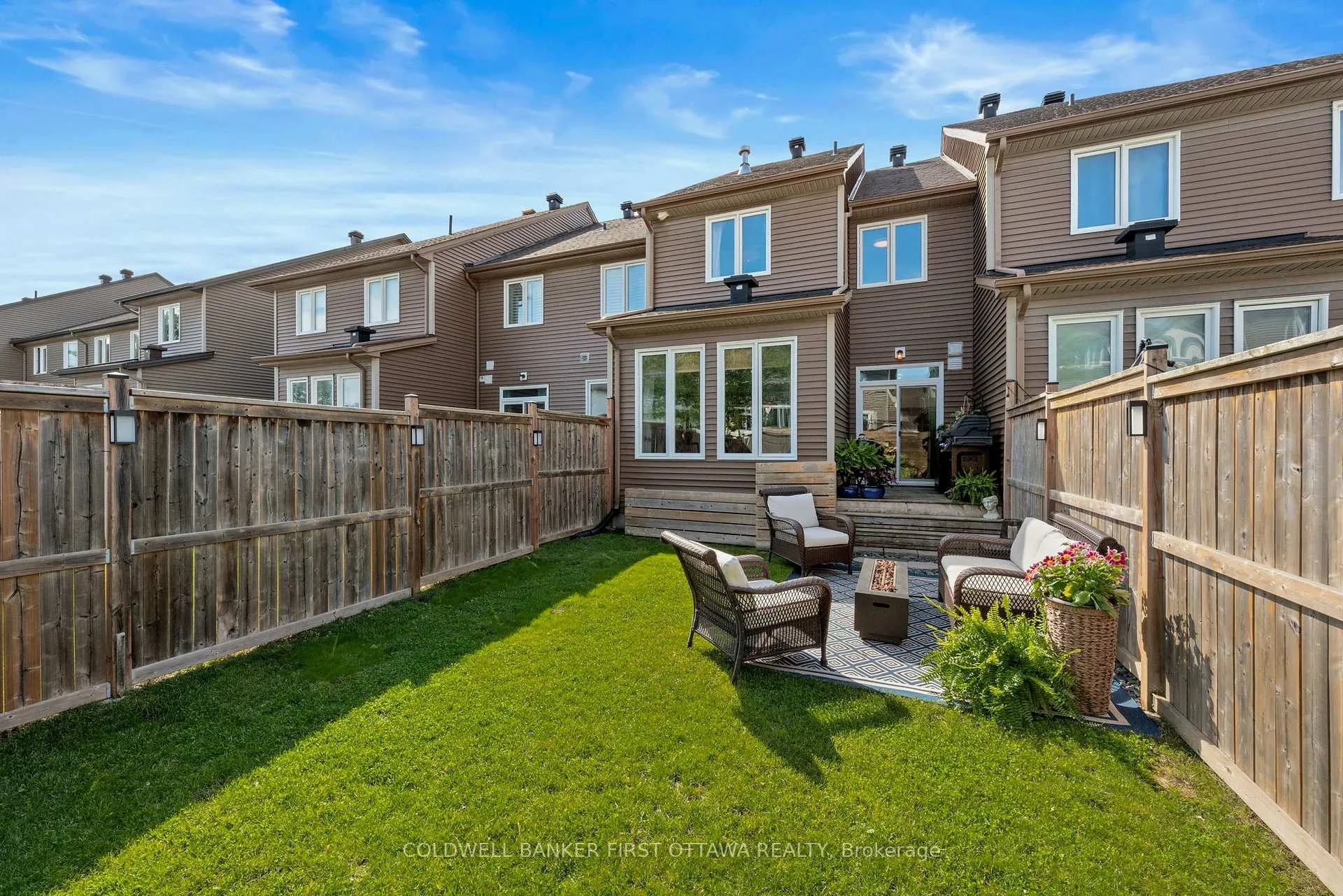 Photo 42 of 310 Fergus Crescent, Ottawa, Barrhaven - Cedargrove/Fraserdale — HOMEH