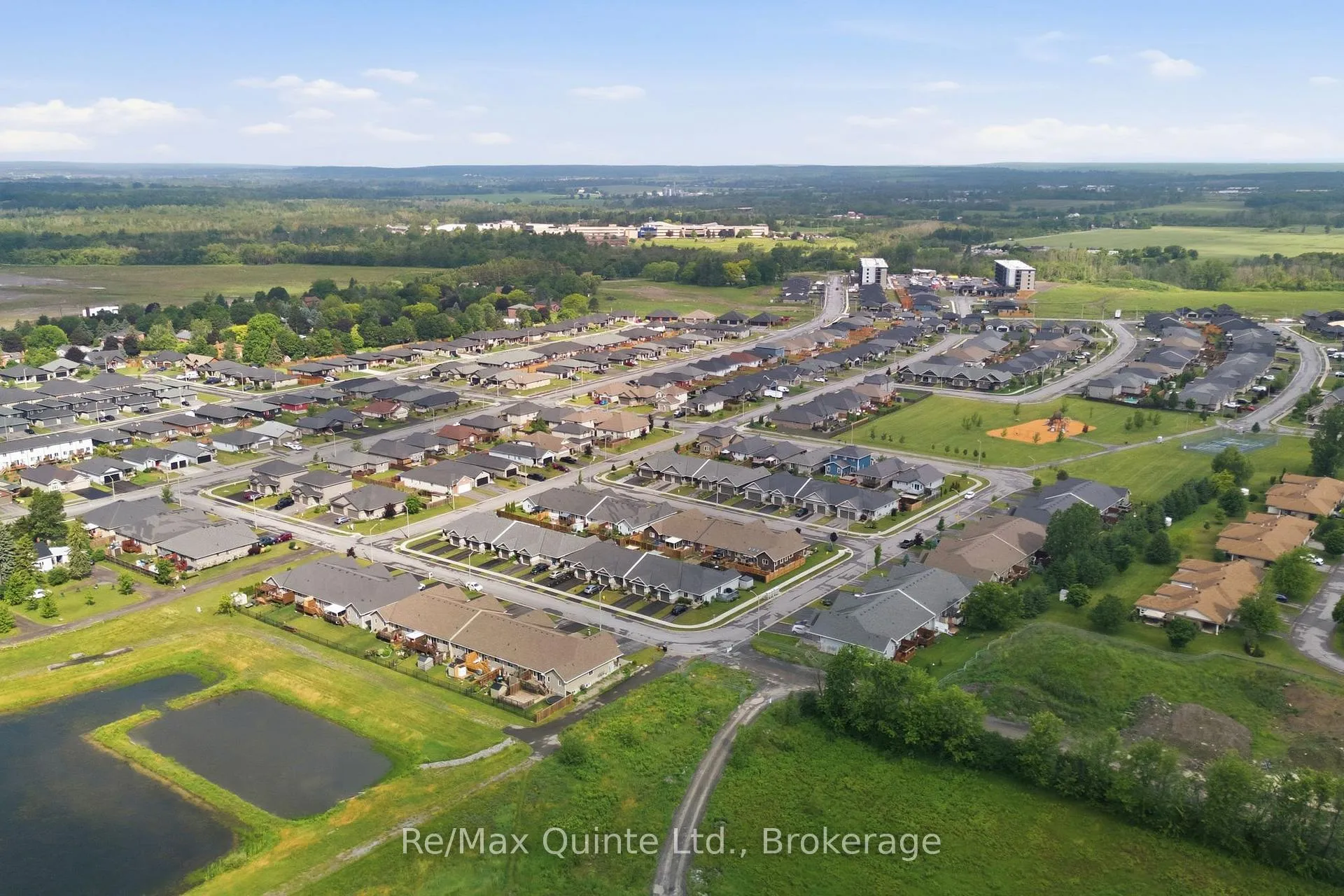 Photo 46 of 40 Cobblestone Street, Belleville, Belleville Ward — HOMEH