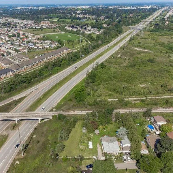 Photo 2 of 9 Eden Street, Guelph, Junction/Onward Willow — HOMEH