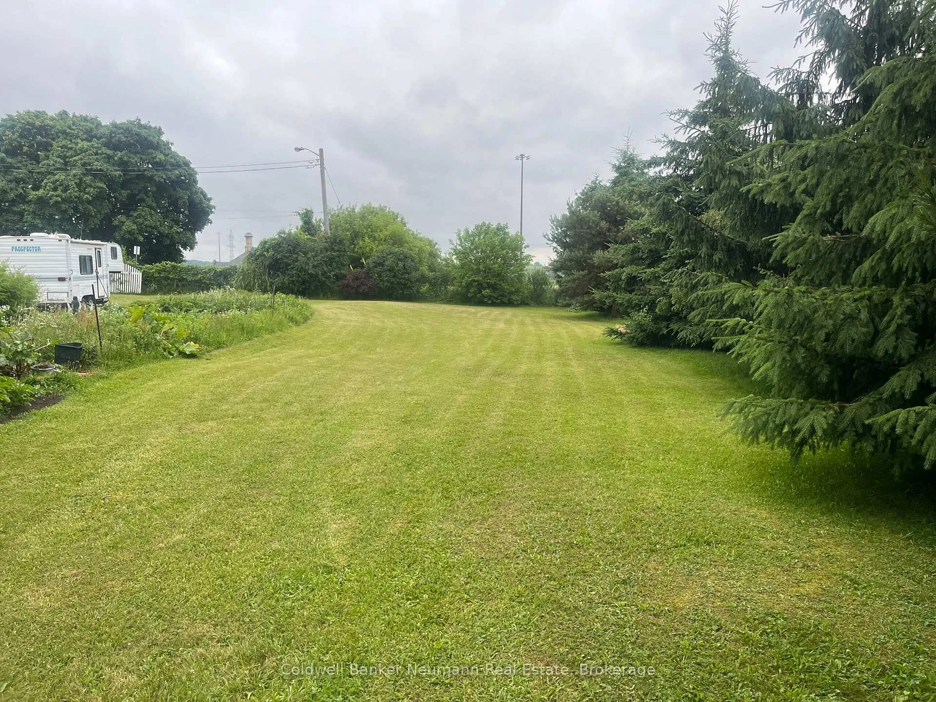 Photo 7 of 9 Eden Street, Guelph, Junction/Onward Willow — HOMEH