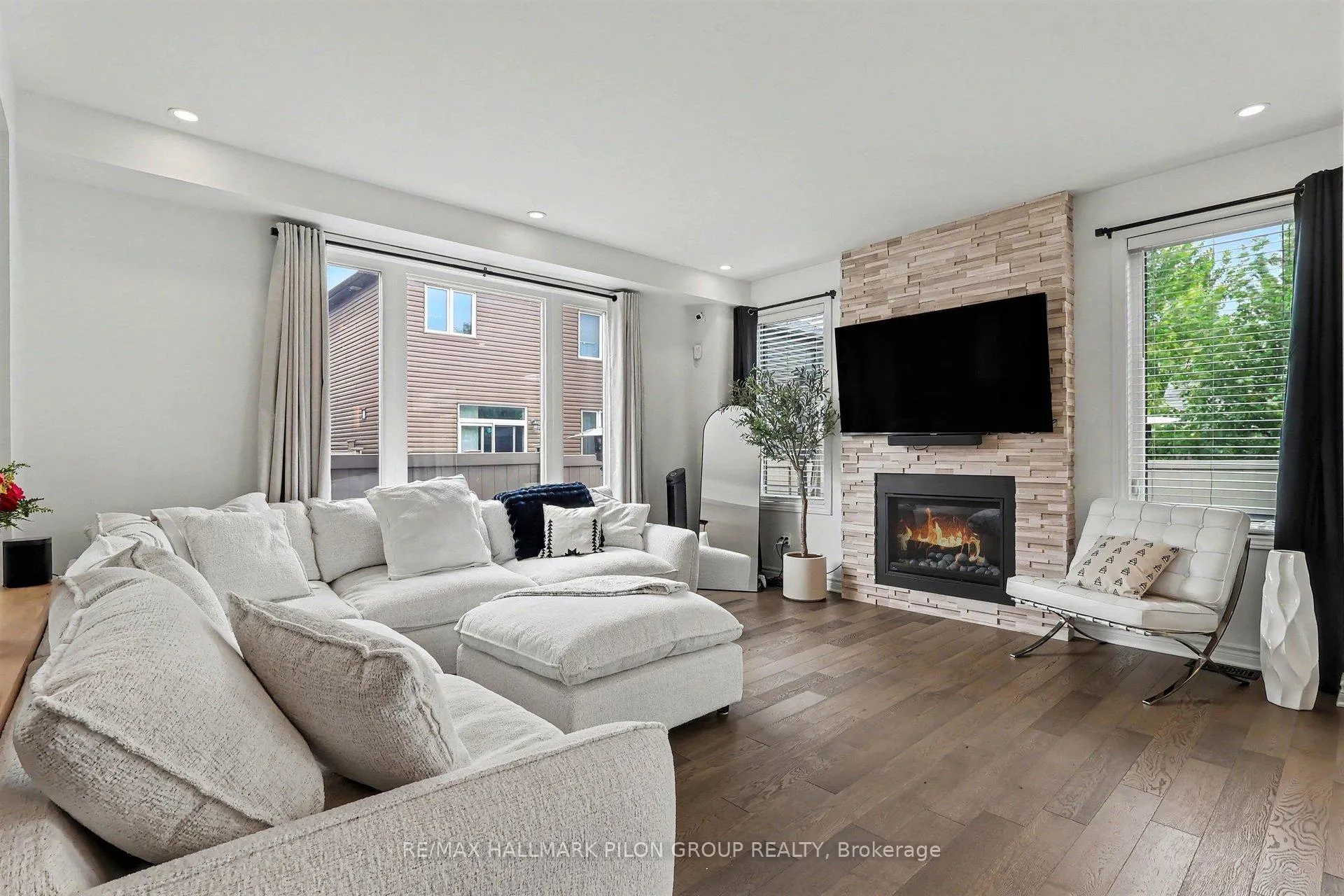 Photo 6 of 368 Hepatica Way, Ottawa, Avalon West — HOMEH