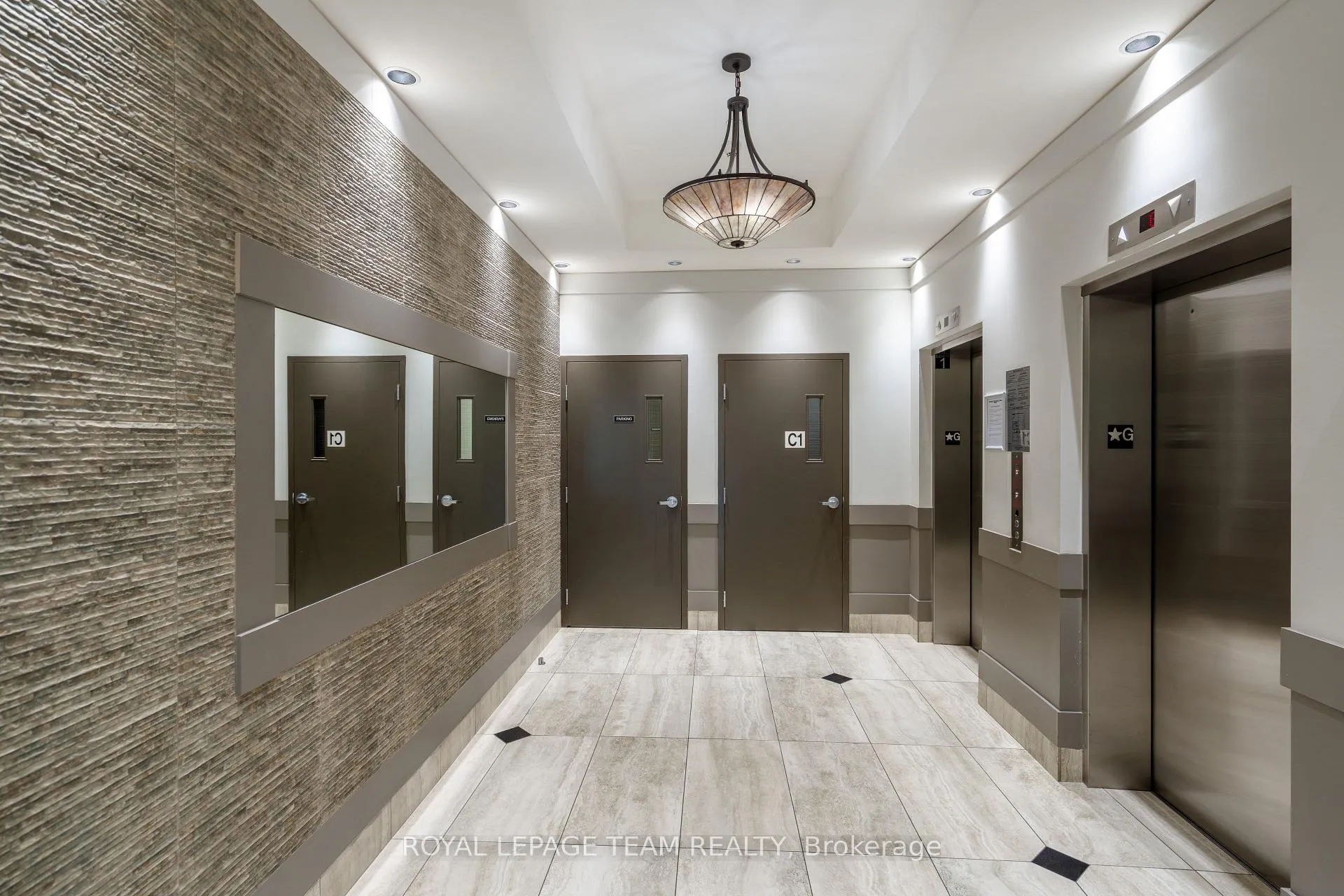 Photo 5 of Unit 708, 327 Breezehill Avenue S, Ottawa, West Centre Town — HOMEH