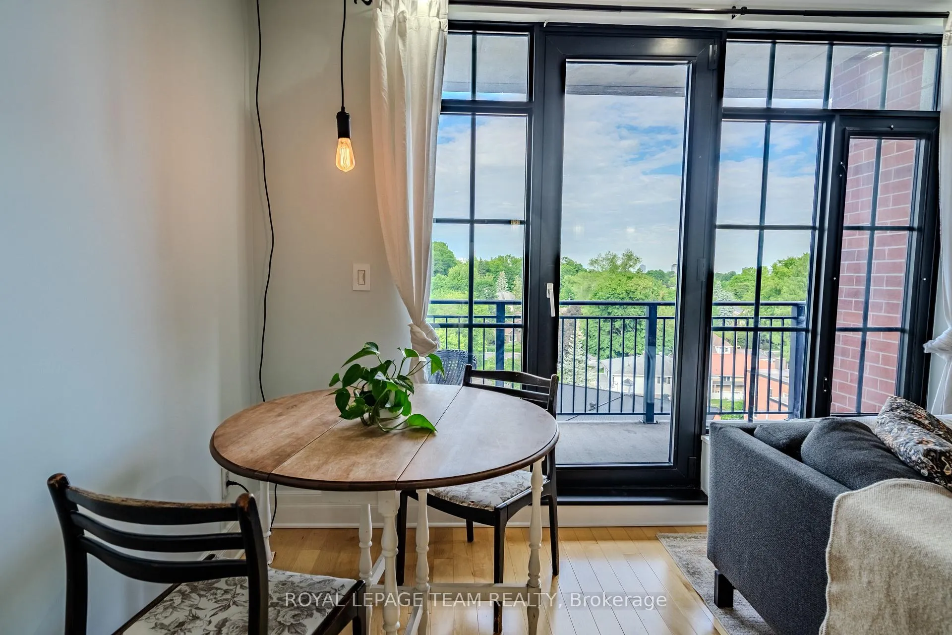 Photo 18 of Unit 708, 327 Breezehill Avenue S, Ottawa, West Centre Town — HOMEH