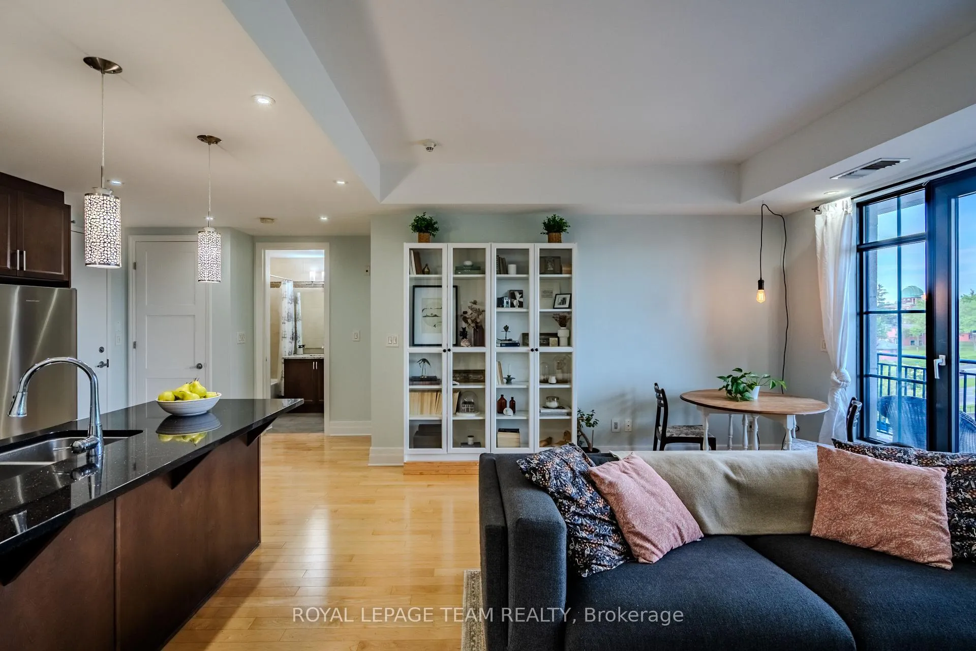 Photo 20 of Unit 708, 327 Breezehill Avenue S, Ottawa, West Centre Town — HOMEH