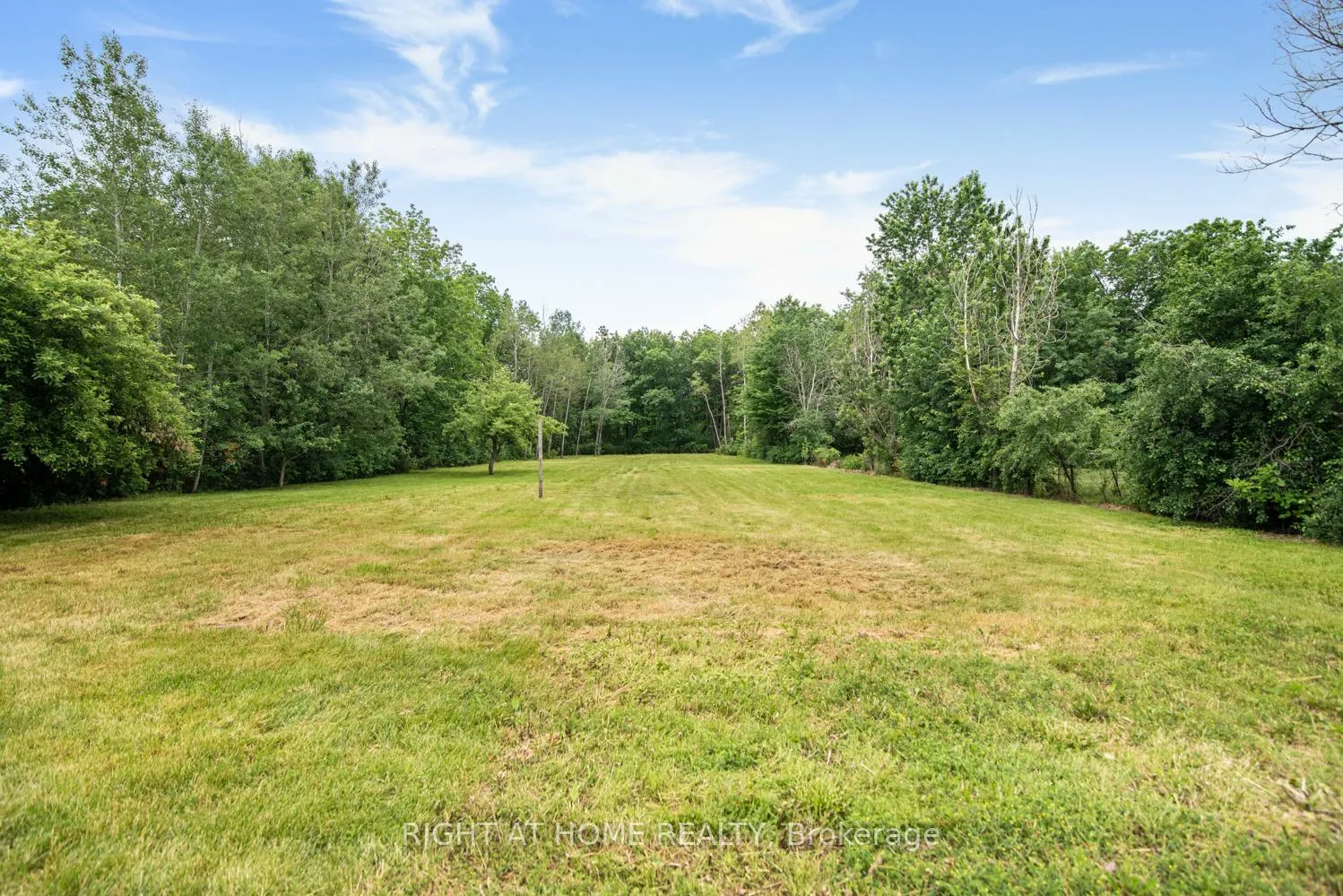 Photo 2 of 100 Green Mountain Road E, Hamilton, Rural Stoney Creek — HOMEH