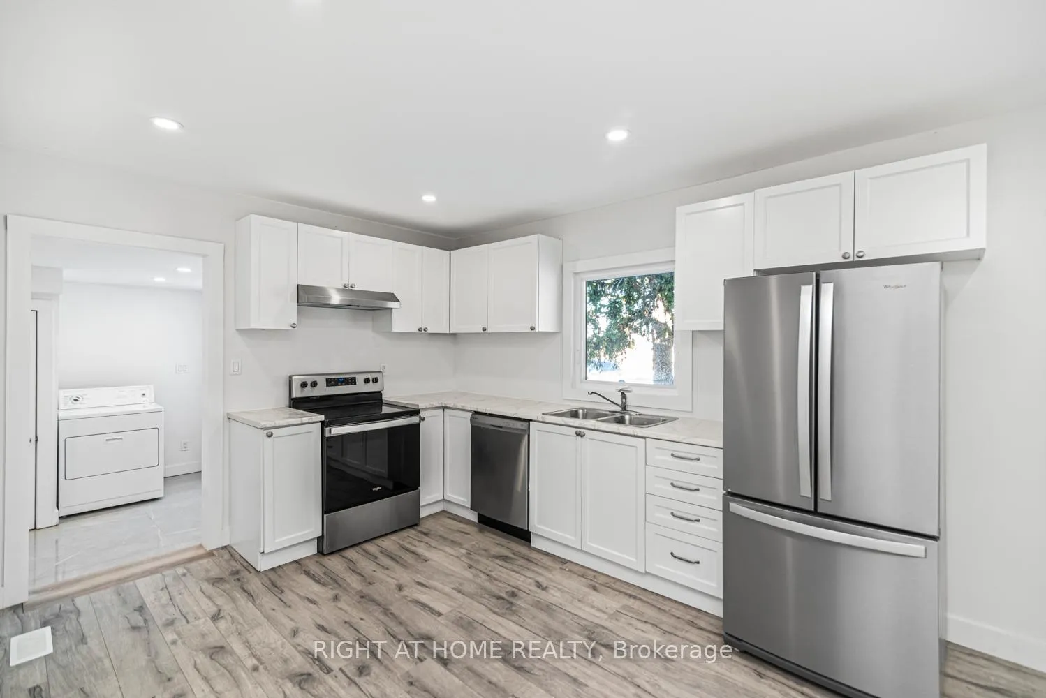 Photo 6 of 100 Green Mountain Road E, Hamilton, Rural Stoney Creek — HOMEH