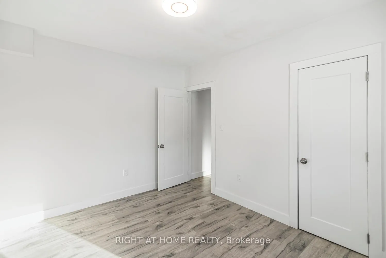 Photo 14 of 100 Green Mountain Road E, Hamilton, Rural Stoney Creek — HOMEH