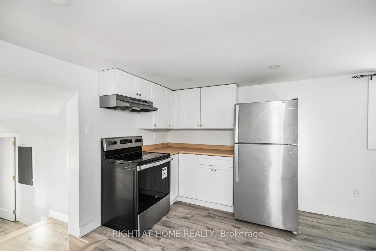 Photo 37 of 100 Green Mountain Road E, Hamilton, Rural Stoney Creek — HOMEH