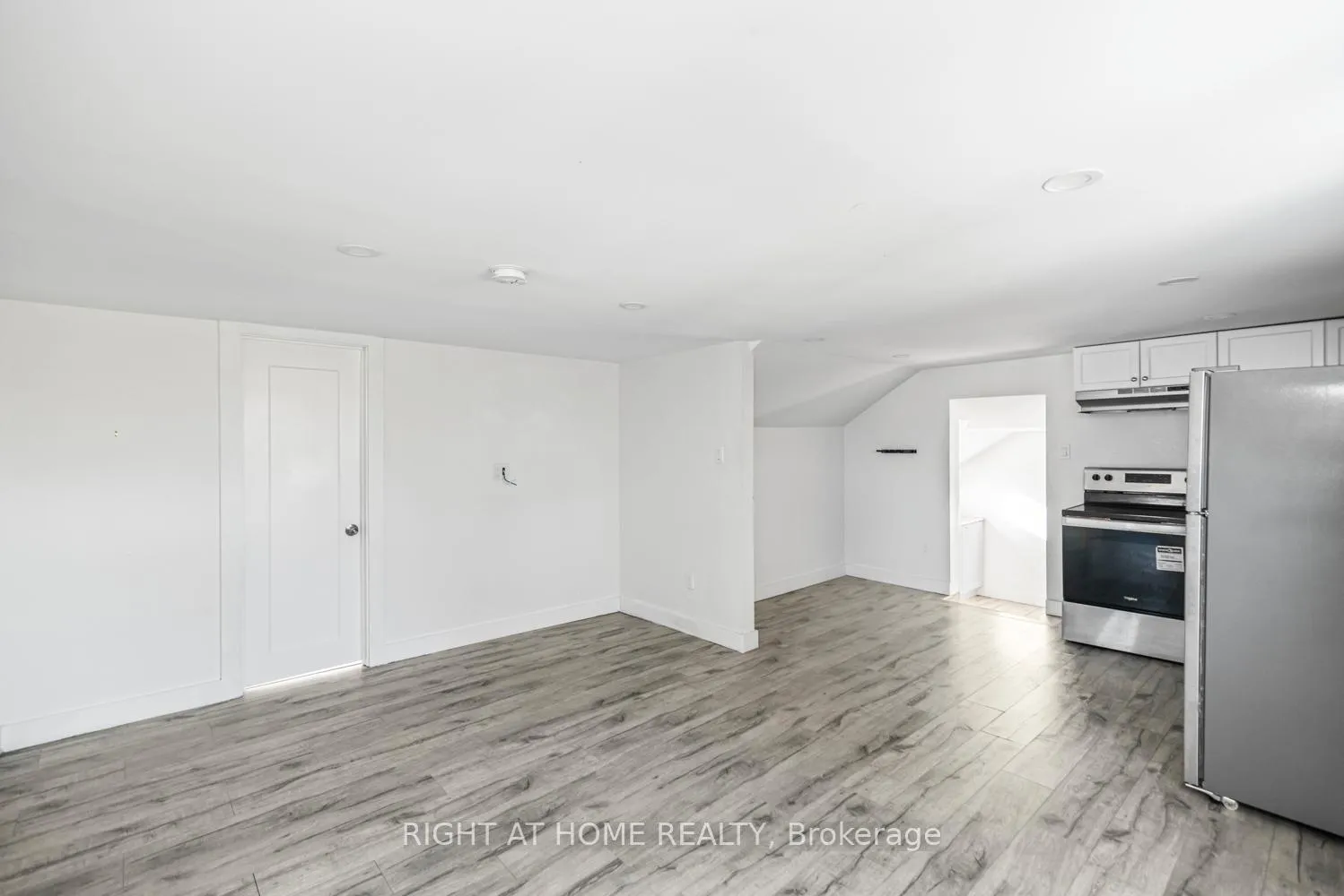 Photo 39 of 100 Green Mountain Road E, Hamilton, Rural Stoney Creek — HOMEH