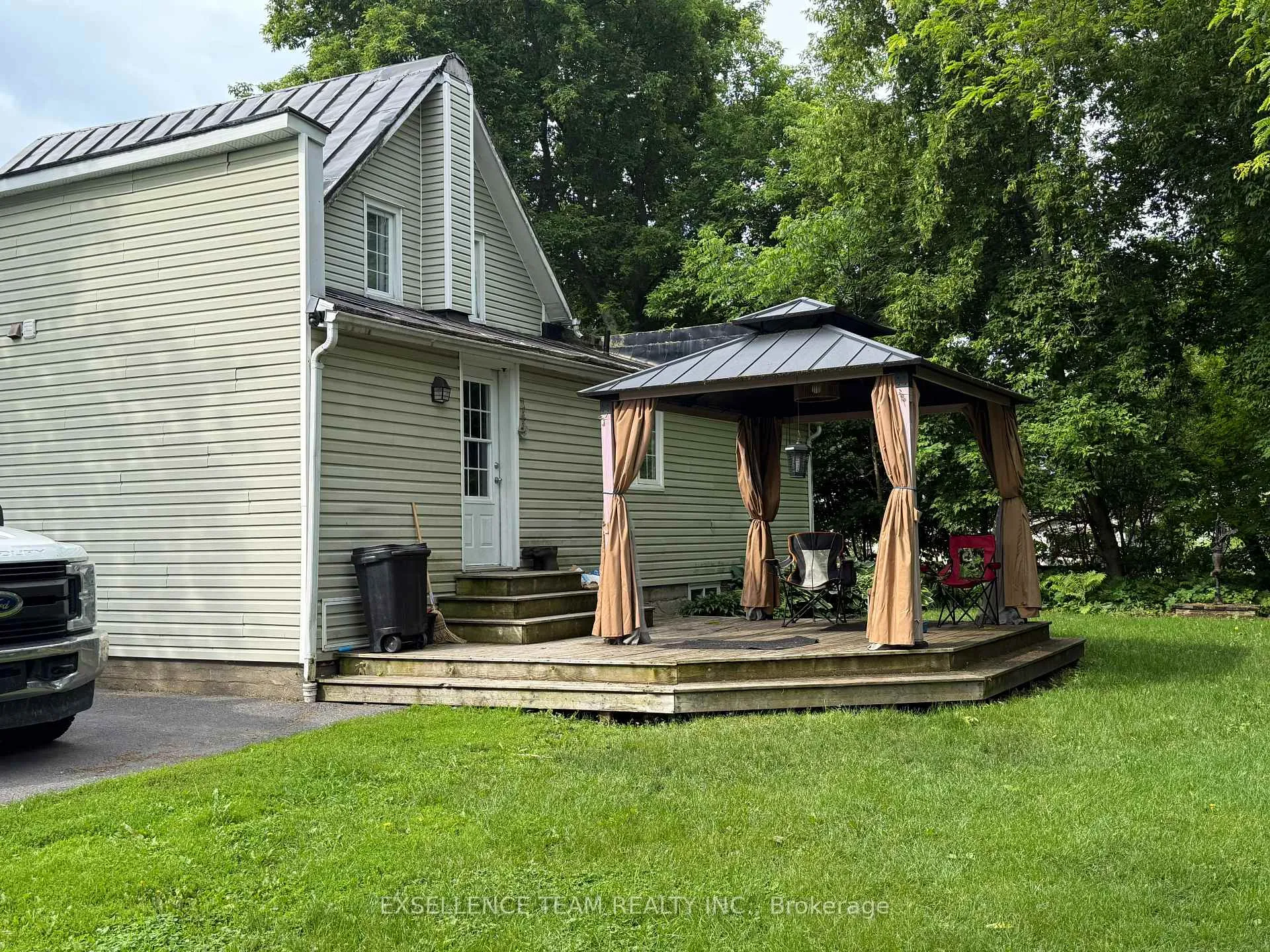 Photo 4 of 23 Mechanic Street E, North Glengarry, Maxville — HOMEH