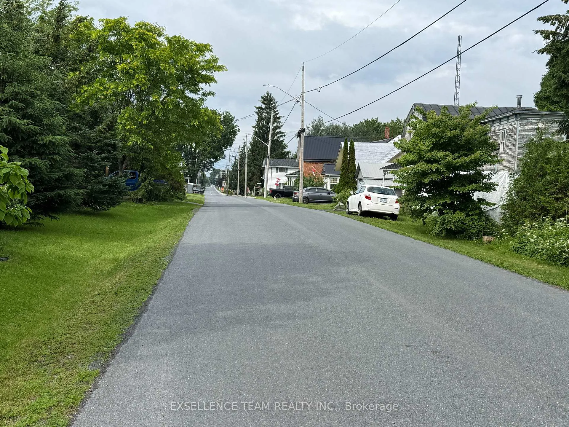 Photo 9 of 23 Mechanic Street E, North Glengarry, Maxville — HOMEH