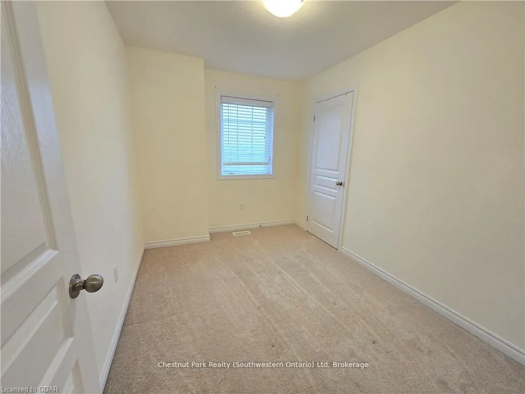 Photo 20 of Unit 41, 88 Decorso Drive, Guelph, Kortright East — HOMEH