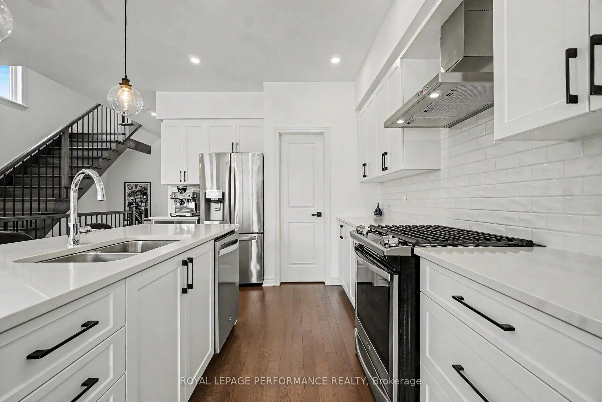 Photo 8 of 355 Cornice Street, Ottawa, Mer Bleue/Bradley Estates/Anderson Park — HOMEH