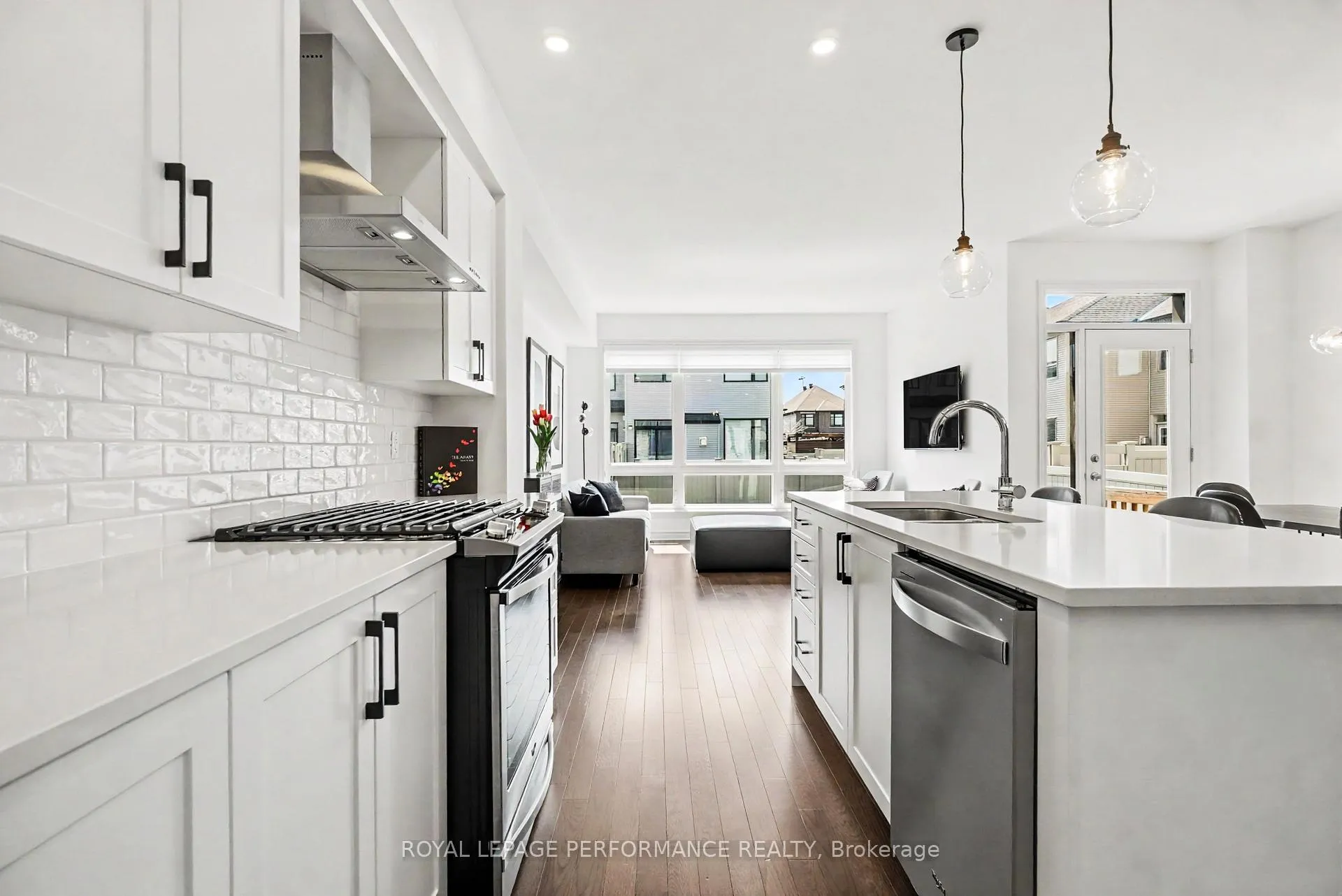 Photo 15 of 355 Cornice Street, Ottawa, Mer Bleue/Bradley Estates/Anderson Park — HOMEH