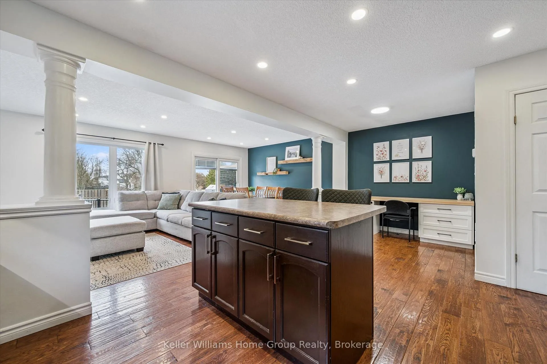 Photo 4 of 609 Perry Street, Centre Wellington, Fergus — HOMEH