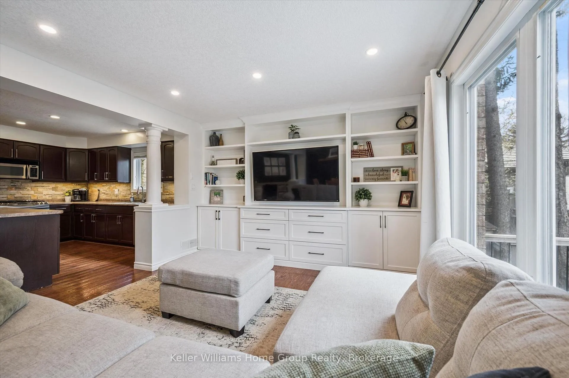 Photo 1 of 609 Perry Street, Centre Wellington, Fergus — HOMEH