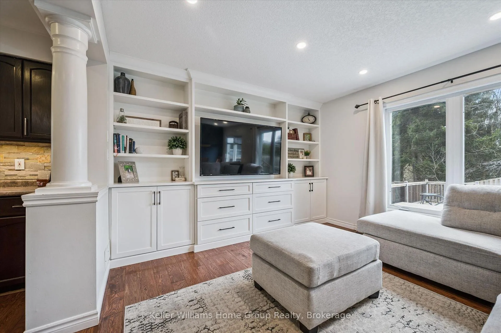 Photo 8 of 609 Perry Street, Centre Wellington, Fergus — HOMEH