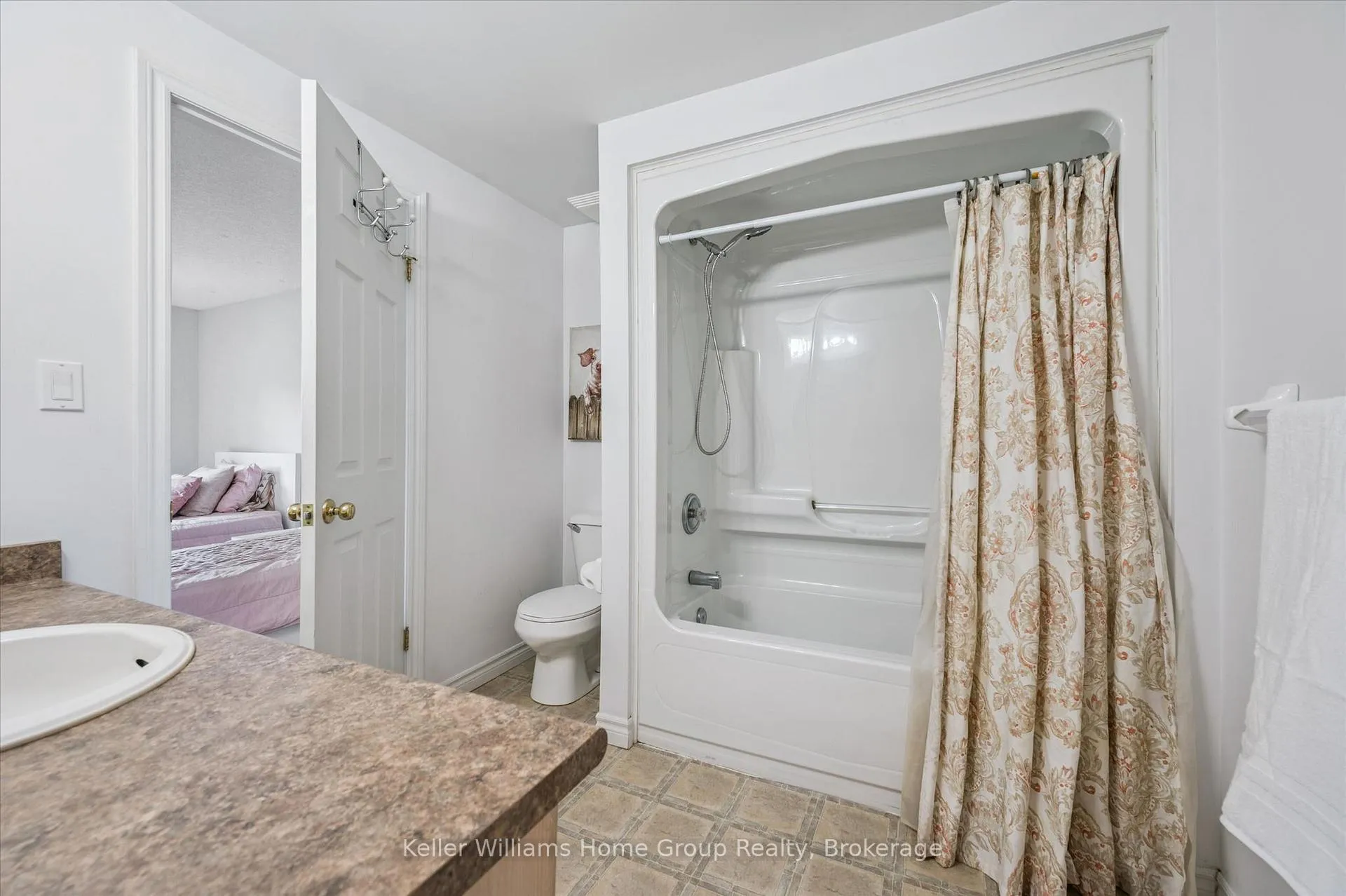 Photo 12 of 609 Perry Street, Centre Wellington, Fergus — HOMEH