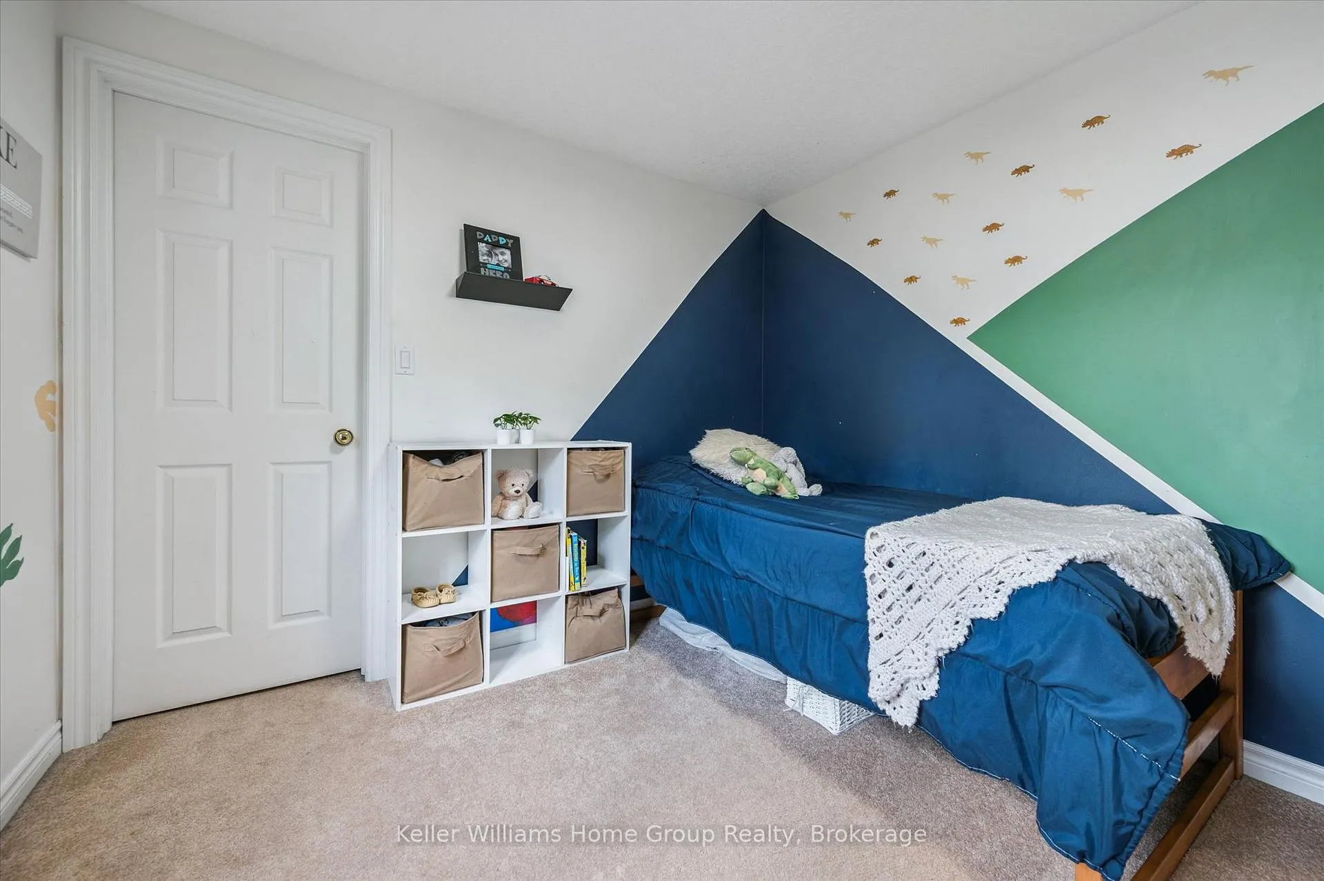 Photo 17 of 609 Perry Street, Centre Wellington, Fergus — HOMEH
