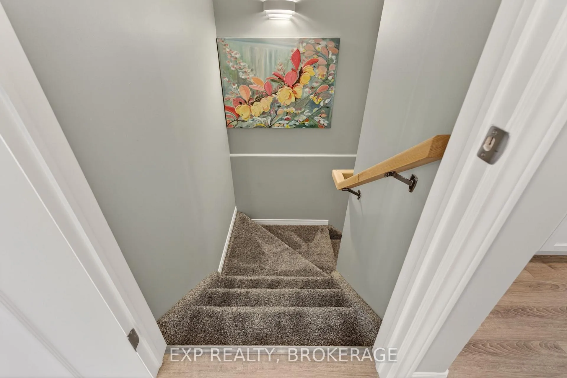 Photo 27 of 20 Ledgerock Court, Quinte West, Sidney Ward — HOMEH