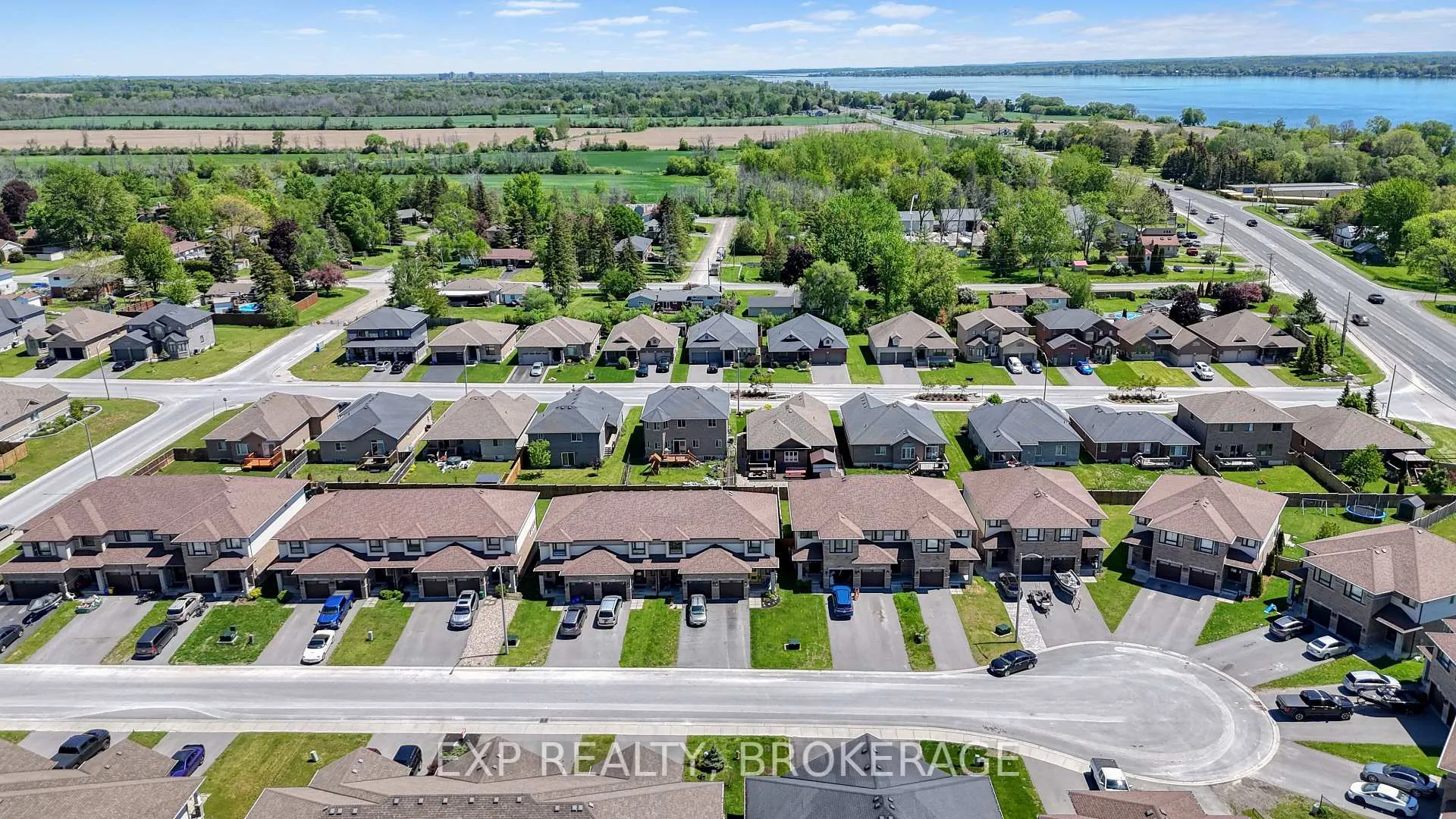 Photo 38 of 20 Ledgerock Court, Quinte West, Sidney Ward — HOMEH