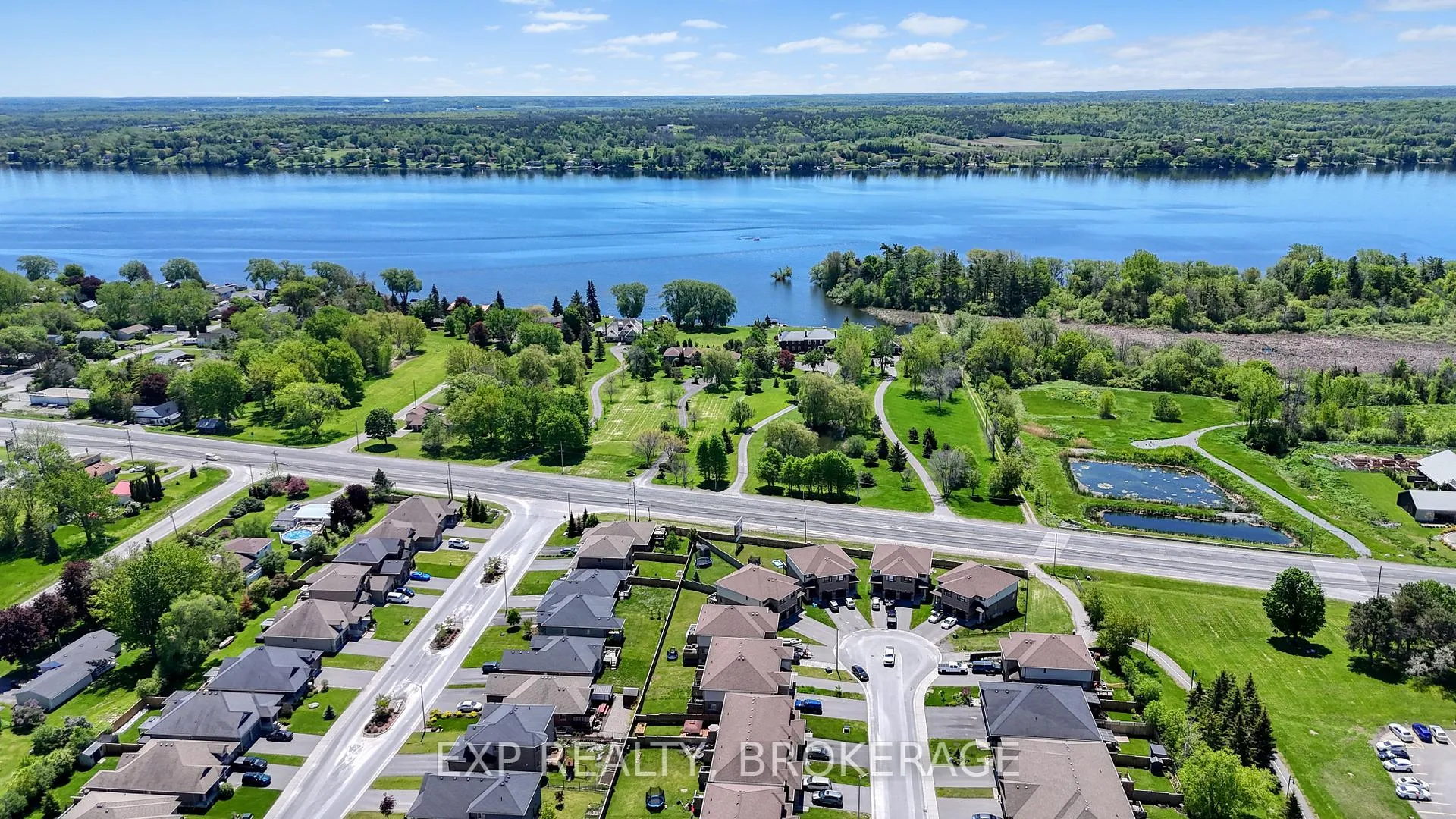Photo 41 of 20 Ledgerock Court, Quinte West, Sidney Ward — HOMEH