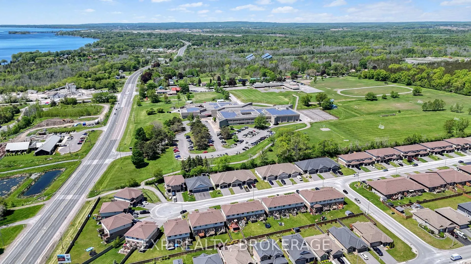 Photo 42 of 20 Ledgerock Court, Quinte West, Sidney Ward — HOMEH