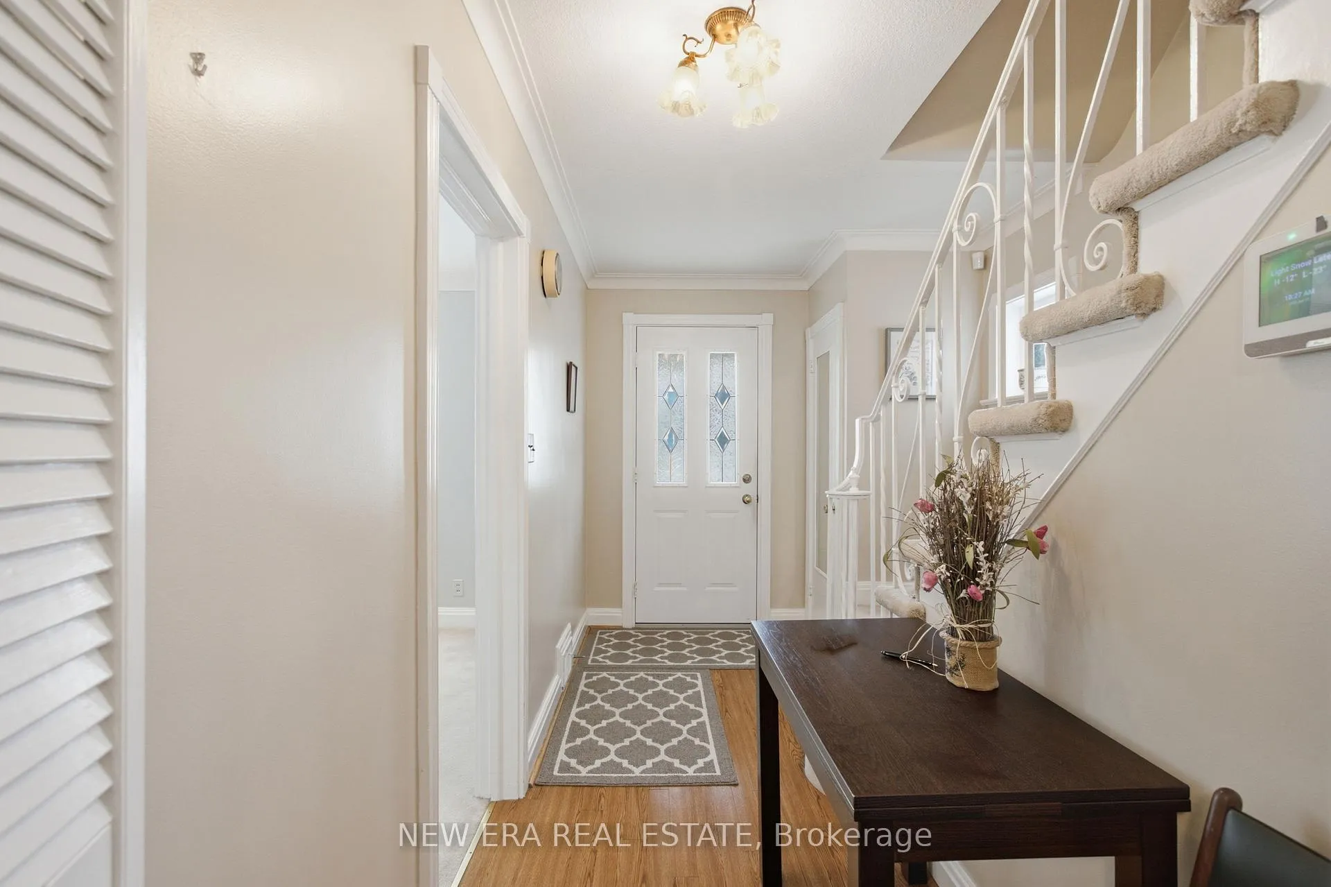Photo 2 of 654 Bedford Park Avenue, Toronto, Bedford Park-Nortown — HOMEH