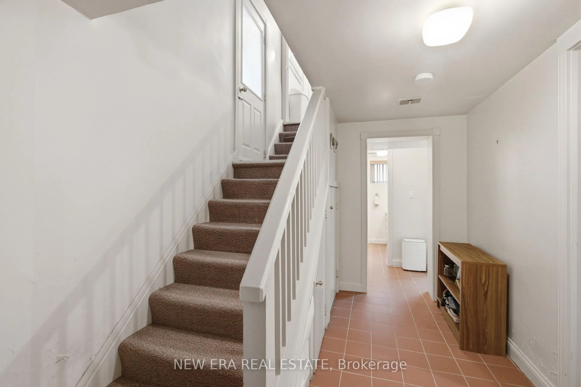 Photo 27 of 654 Bedford Park Avenue, Toronto, Bedford Park-Nortown — HOMEH