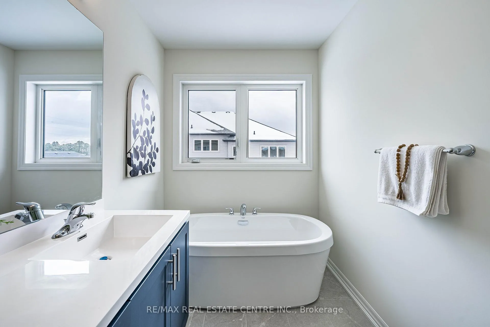 Photo 18 of 553 Ted Marks Drive, Oshawa, Kedron — HOMEH