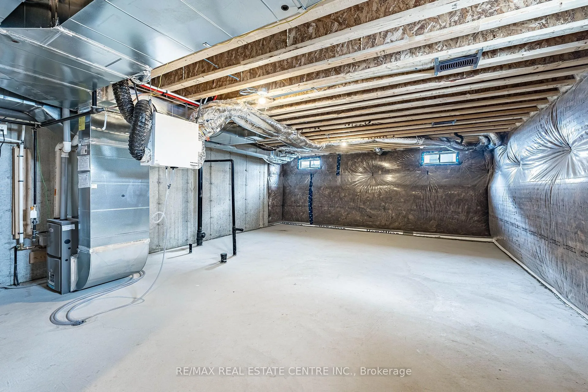 Photo 22 of 553 Ted Marks Drive, Oshawa, Kedron — HOMEH