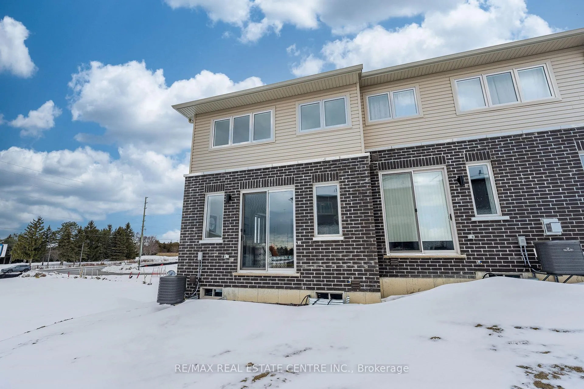 Photo 23 of 553 Ted Marks Drive, Oshawa, Kedron — HOMEH