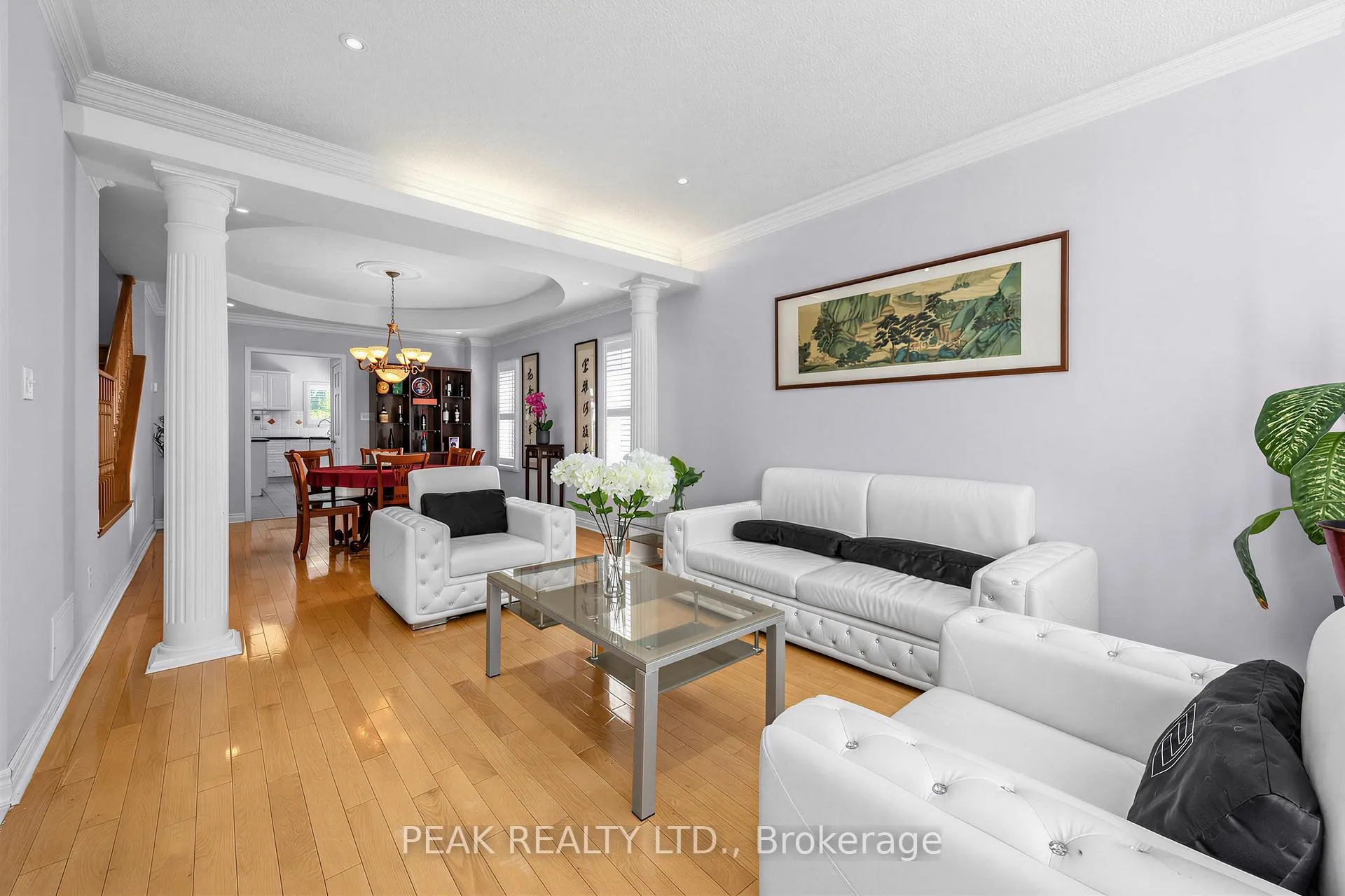 Photo 4 of 66 Hollylane Drive, Markham, Berczy — HOMEH