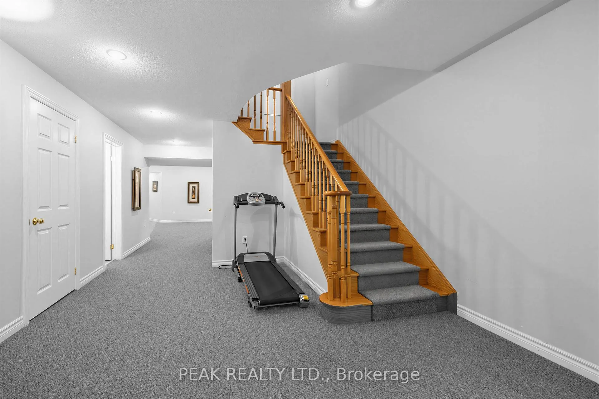 Photo 35 of 66 Hollylane Drive, Markham, Berczy — HOMEH