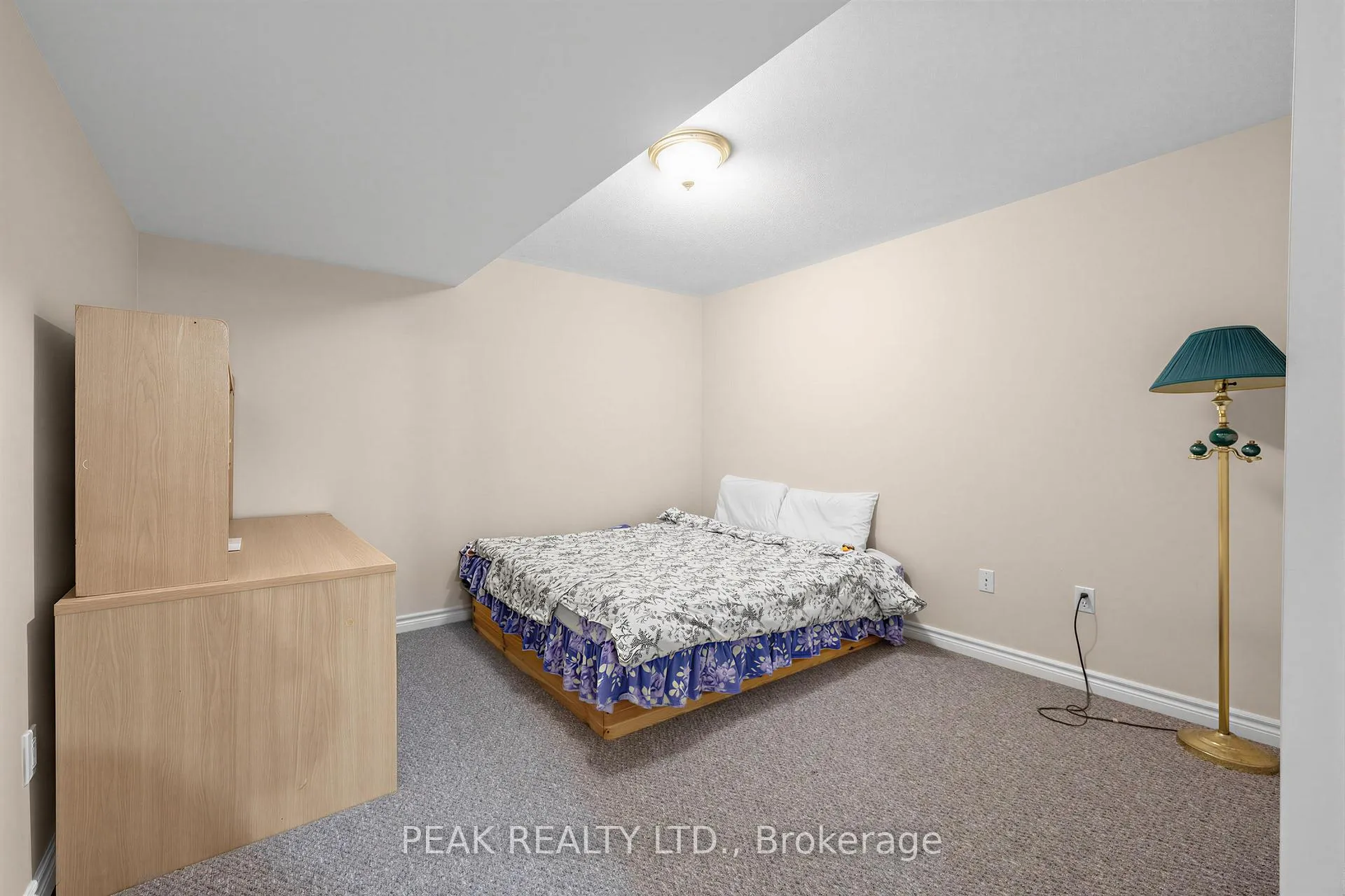Photo 38 of 66 Hollylane Drive, Markham, Berczy — HOMEH