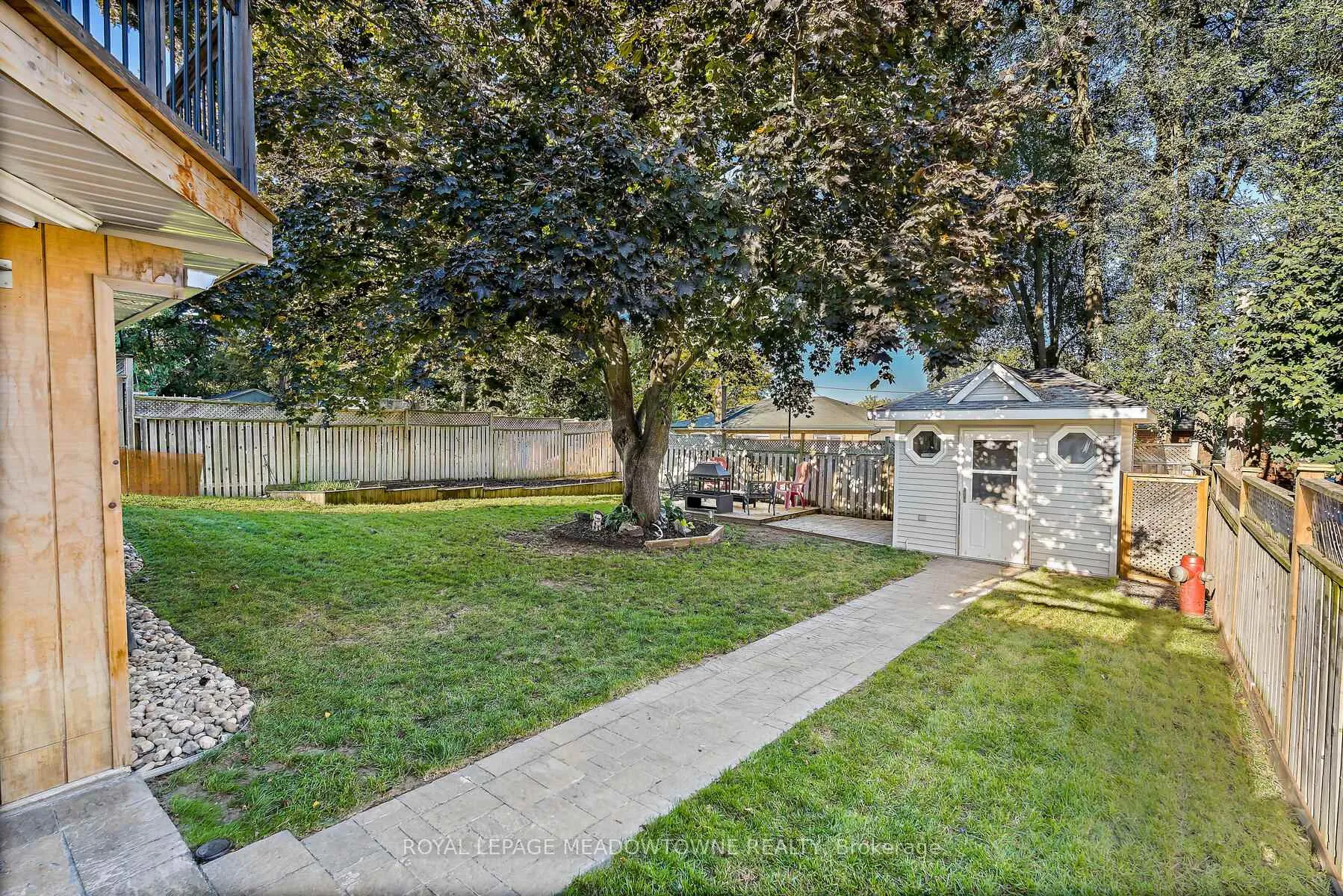 Photo 37 of 7 Temple Road, Halton Hills, Georgetown — HOMEH