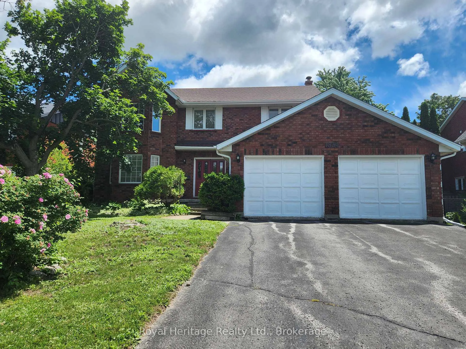 Front of 1534 Scollard Crescent