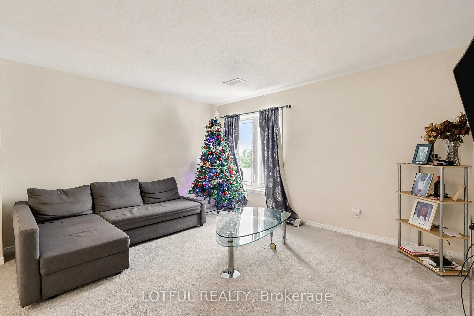 Photo 5 of 576 Lakeridge Drive, Ottawa, Avalon East — HOMEH