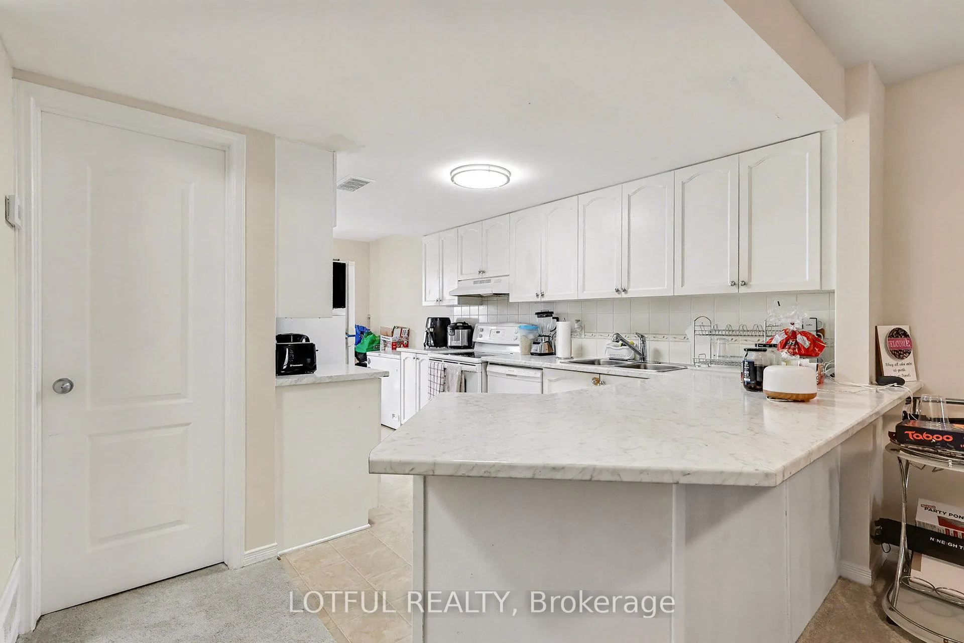 Photo 9 of 576 Lakeridge Drive, Ottawa, Avalon East — HOMEH