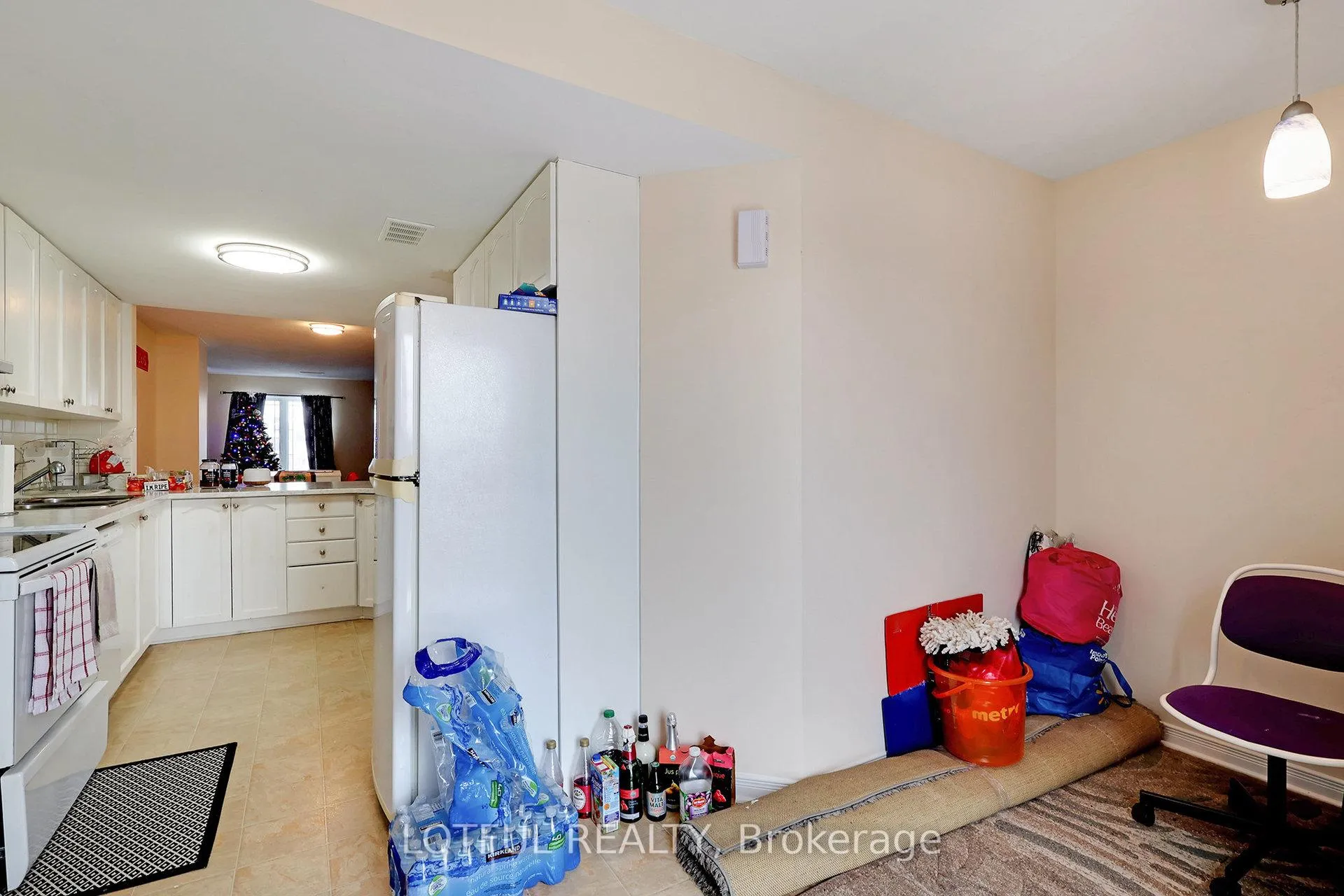 Photo 12 of 576 Lakeridge Drive, Ottawa, Avalon East — HOMEH