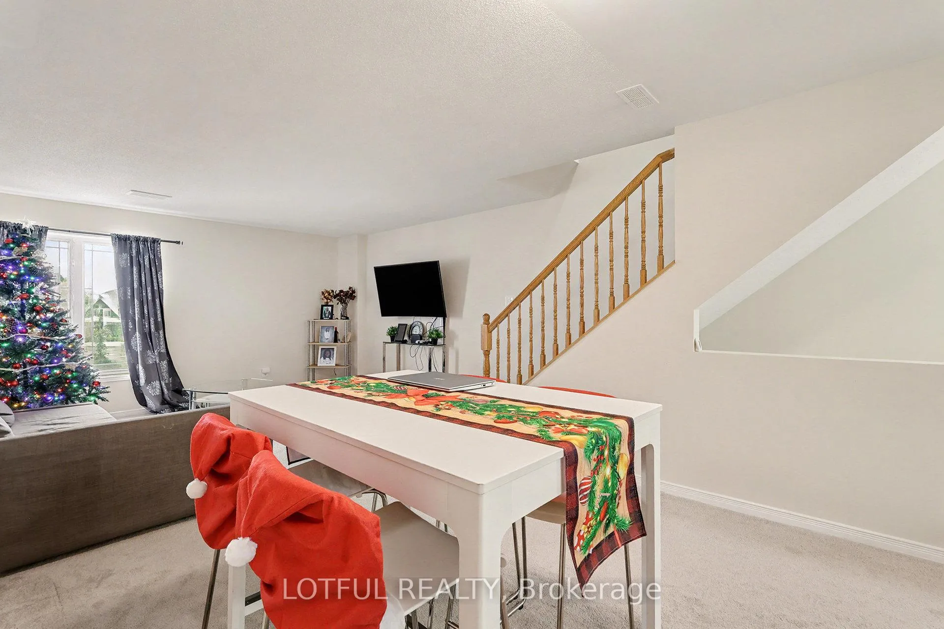 Photo 15 of 576 Lakeridge Drive, Ottawa, Avalon East — HOMEH