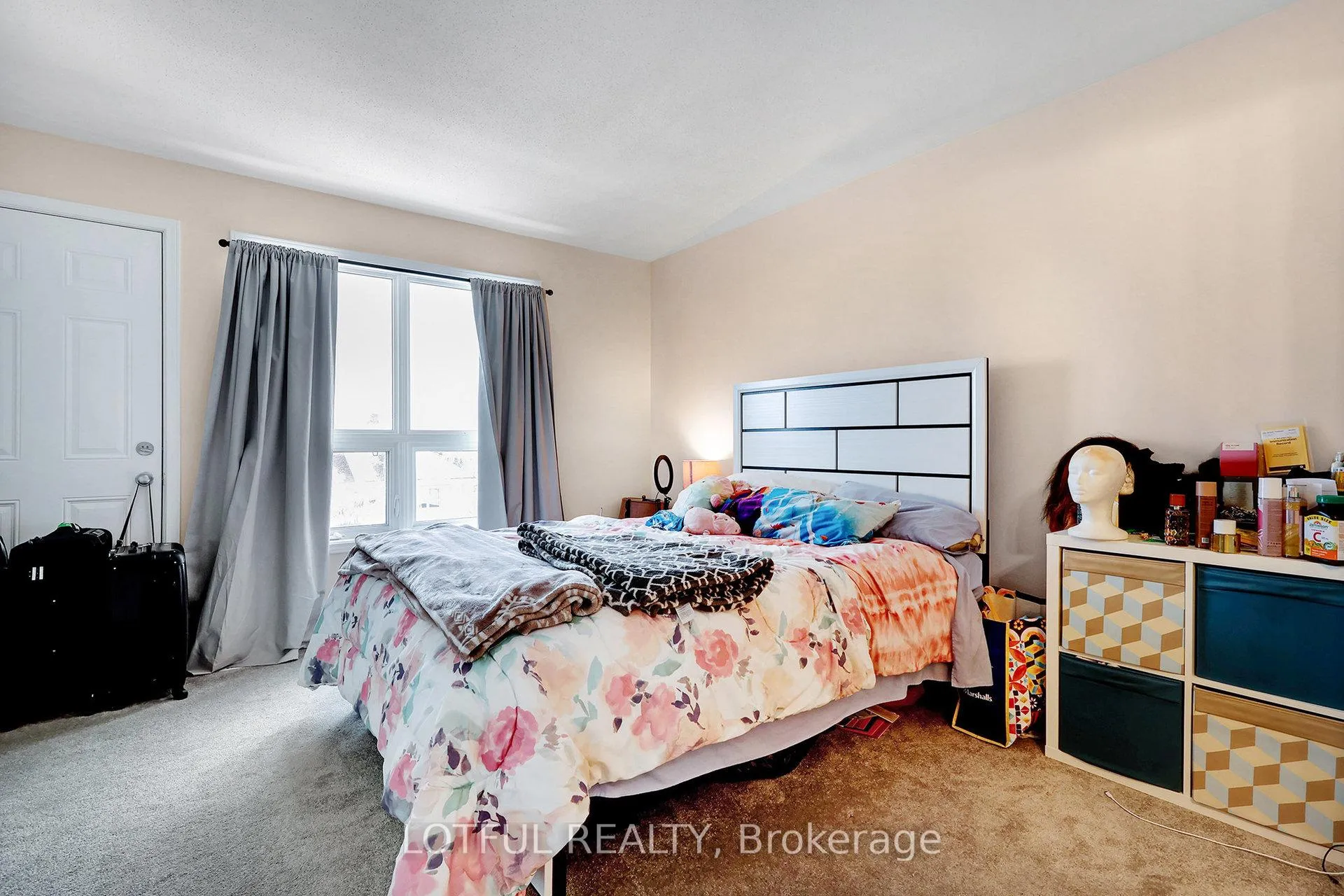 Photo 20 of 576 Lakeridge Drive, Ottawa, Avalon East — HOMEH