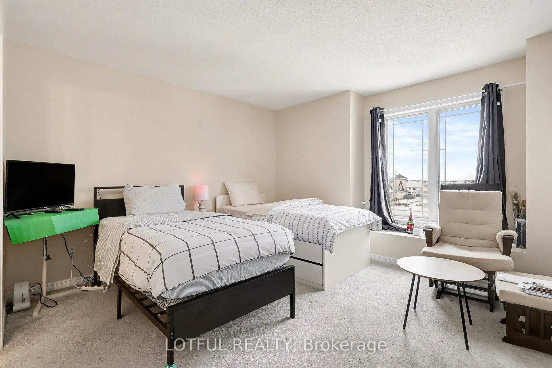Photo 23 of 576 Lakeridge Drive, Ottawa, Avalon East — HOMEH