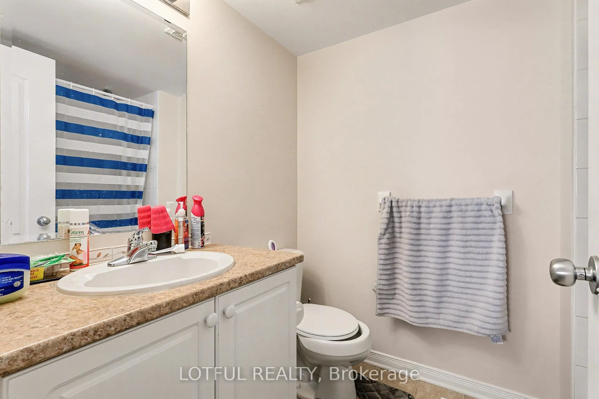 Photo 25 of 576 Lakeridge Drive, Ottawa, Avalon East — HOMEH