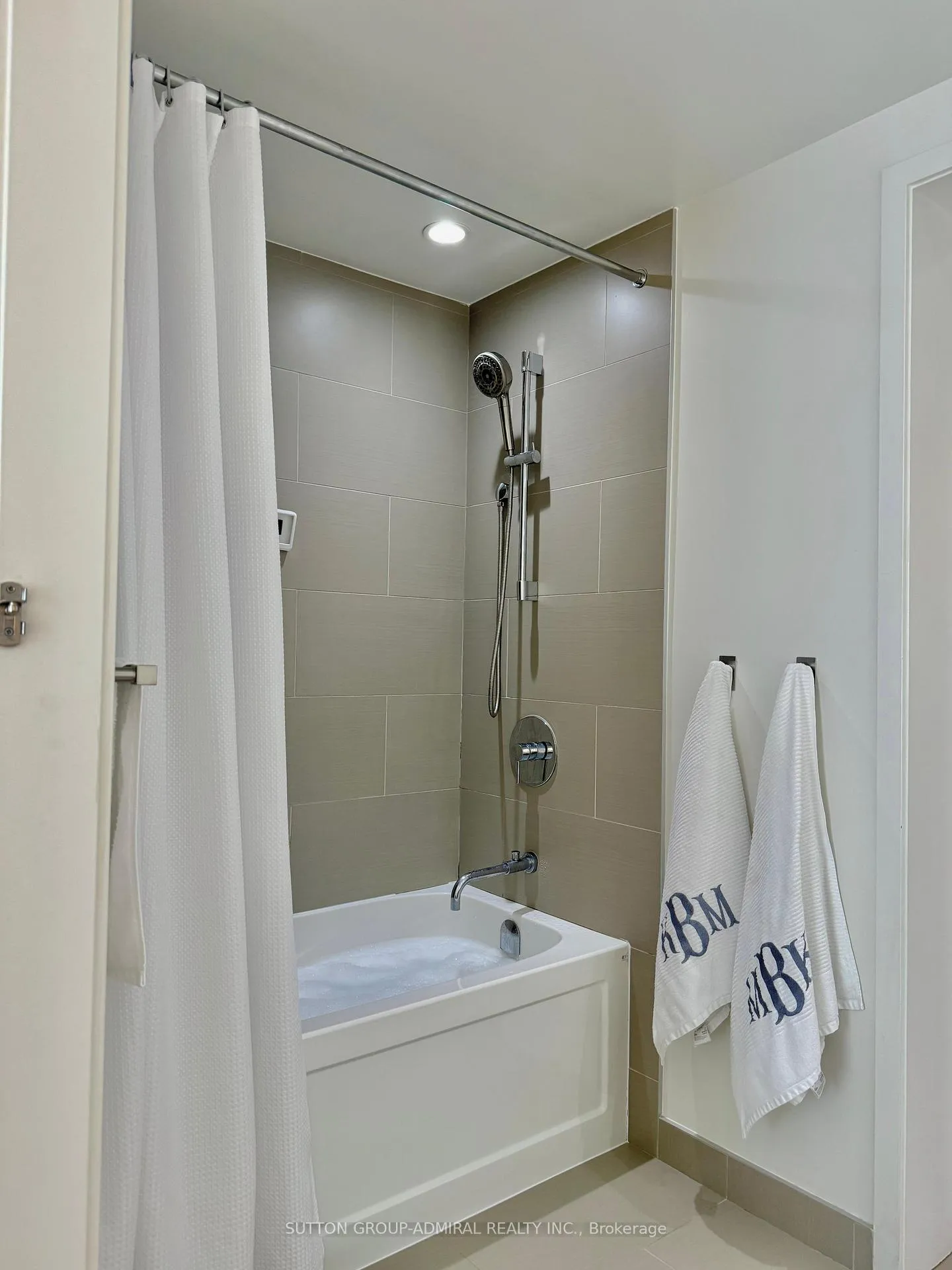 Photo 14 of Unit 1901, 159 Dundas Street E, Toronto, Church-Yonge Corridor — HOMEH