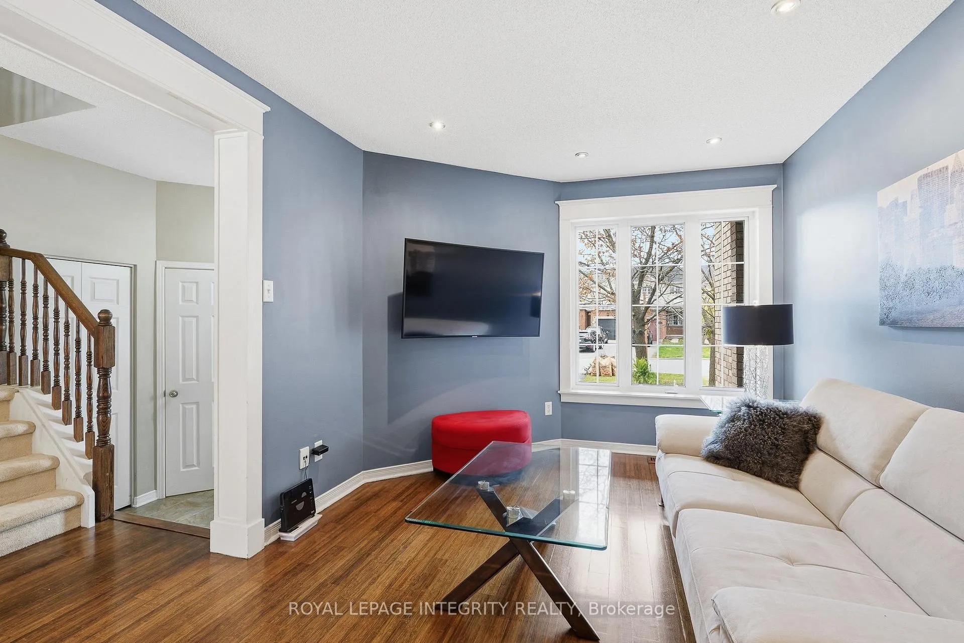 Photo 8 of 1073 Brasseur Crescent, Ottawa, Fallingbrook/Gardenway South — HOMEH