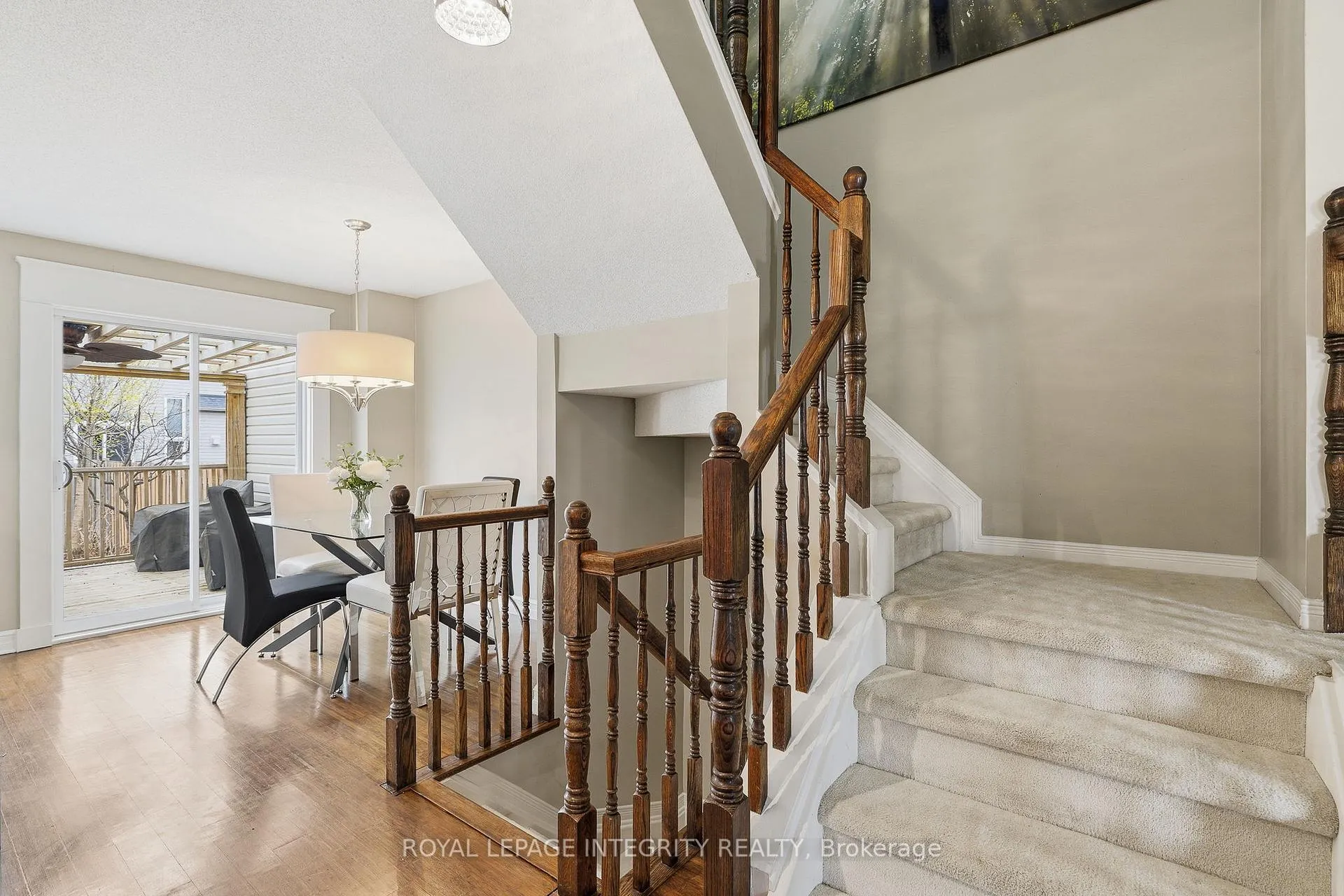 Photo 9 of 1073 Brasseur Crescent, Ottawa, Fallingbrook/Gardenway South — HOMEH