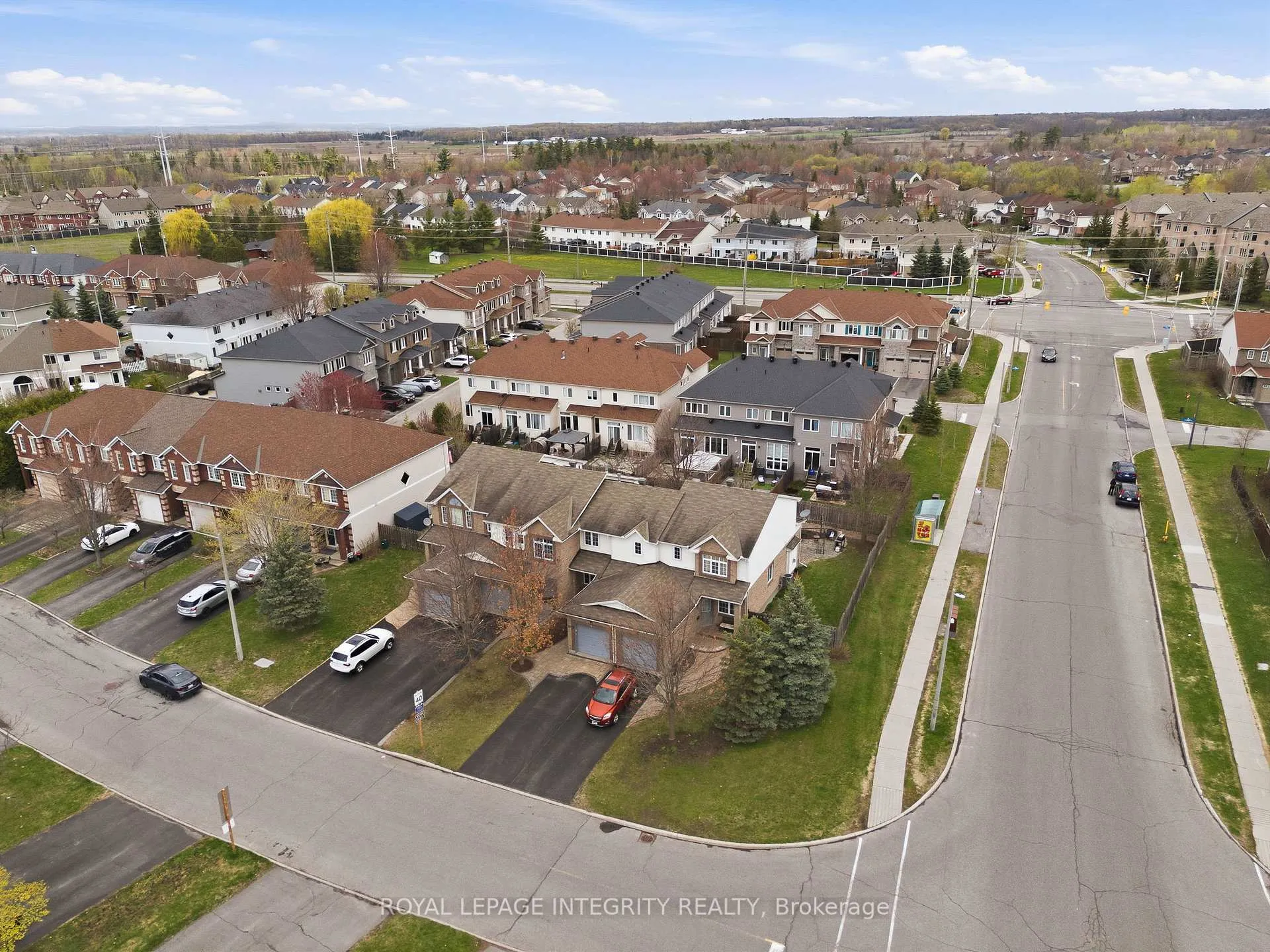 Photo 32 of 1073 Brasseur Crescent, Ottawa, Fallingbrook/Gardenway South — HOMEH