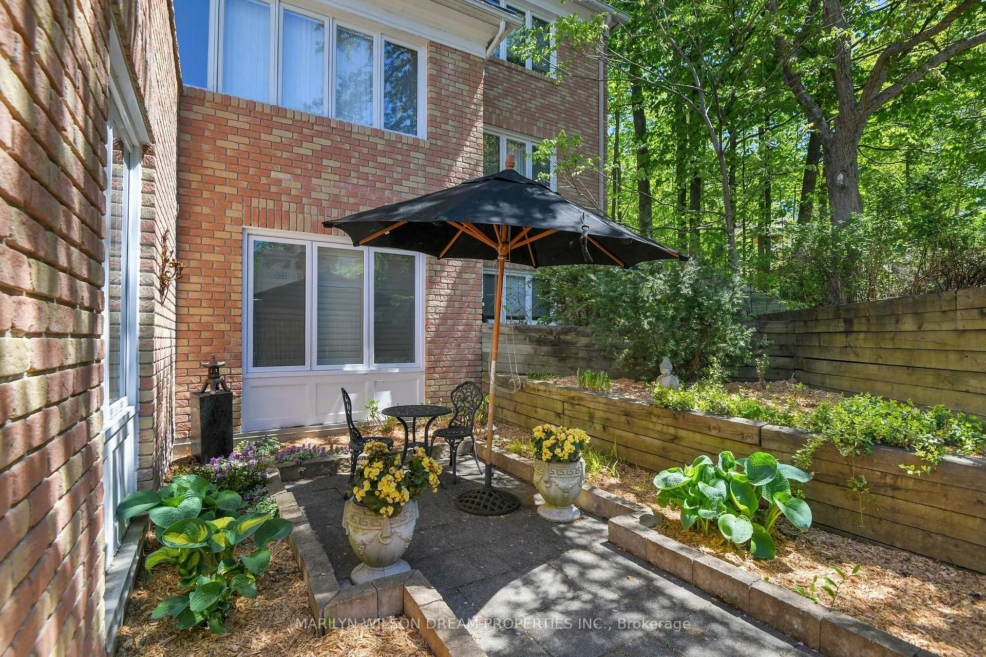 Photo 5 of Unit 6, 65 Whitemarl Drive, Ottawa, Rockcliffe — HOMEH