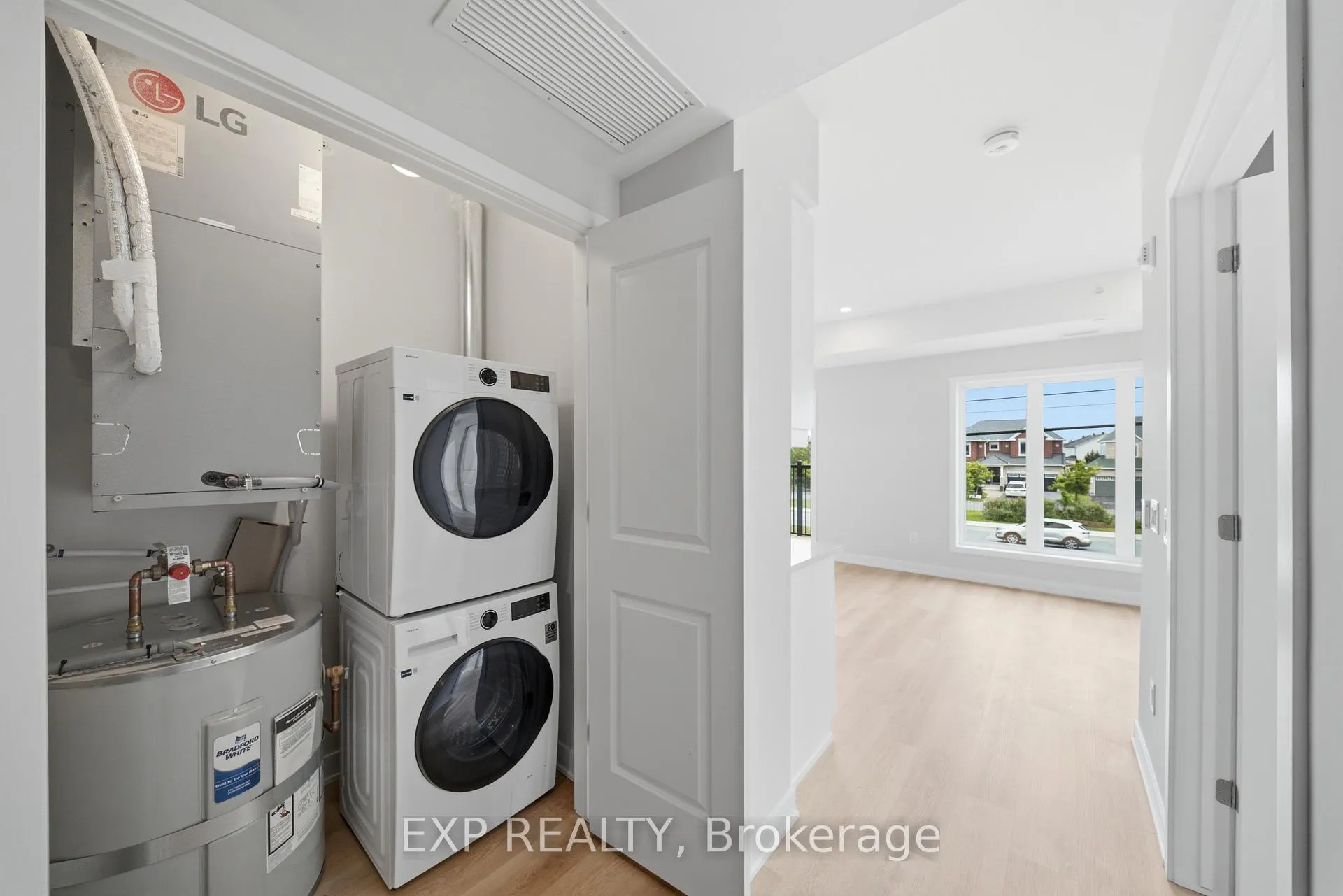 Photo 5 of Unit 201, 2370 Tenth Line Road, Ottawa, Avalon West — HOMEH